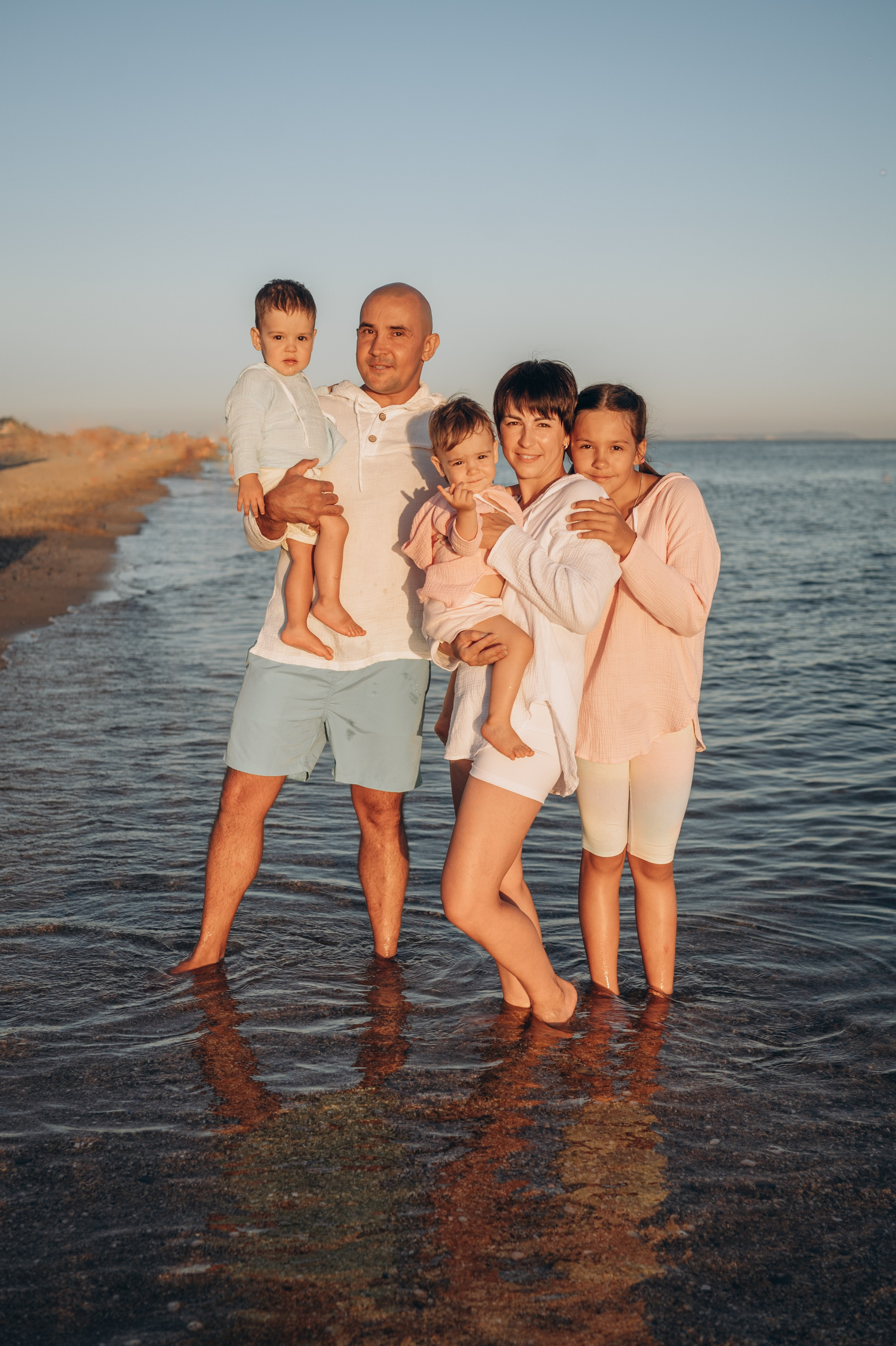 Василий, Элла, Женя, Артем и Вера. Фотограф Горбенко Анна