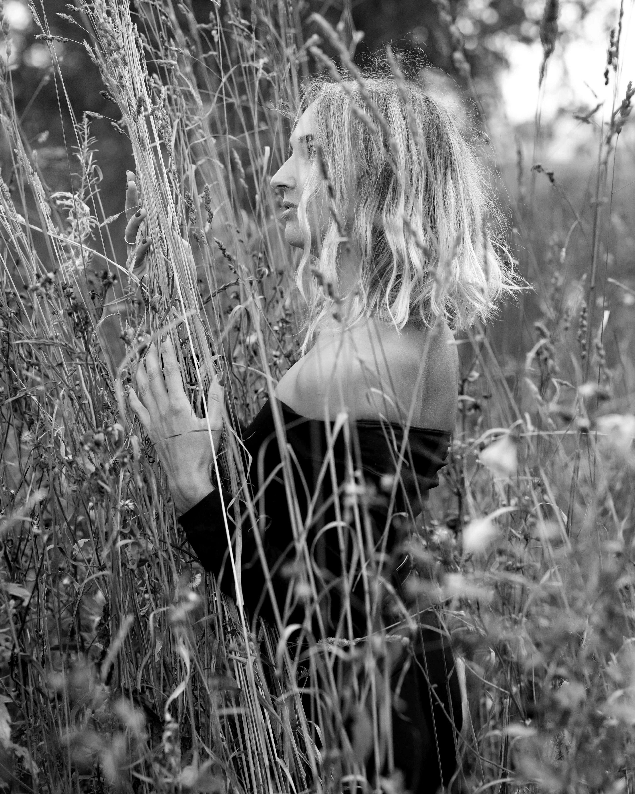 Фотопрогулка в поле. Портретный фотограф Екатерина Лысенко, Москва