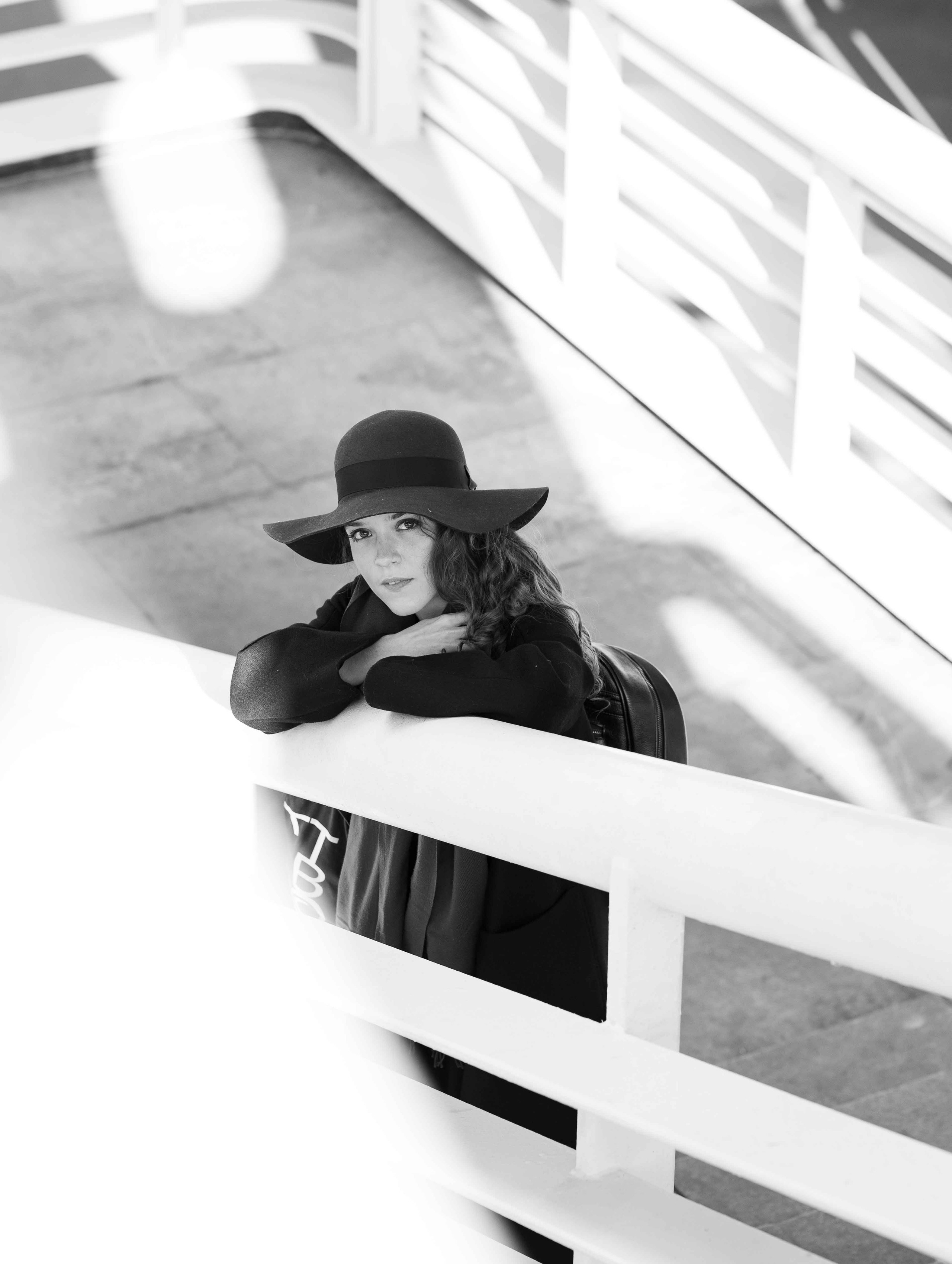 Мария. Фотопрогулка. Мосты. Портретный фотограф Екатерина Лысенко, Москва