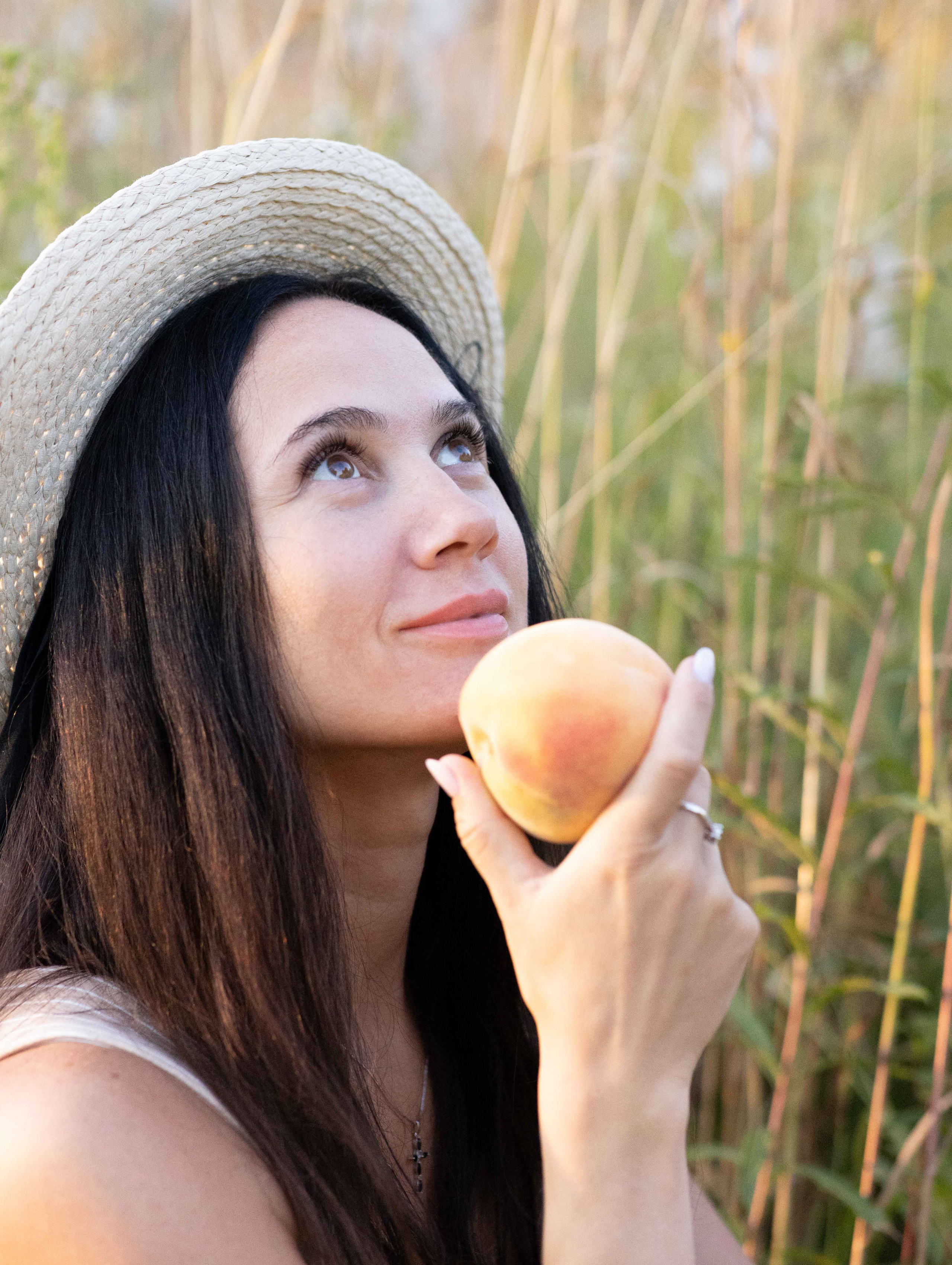 Фото с полевыми цветами. Портретный фотограф Екатерина Лысенко, Москва