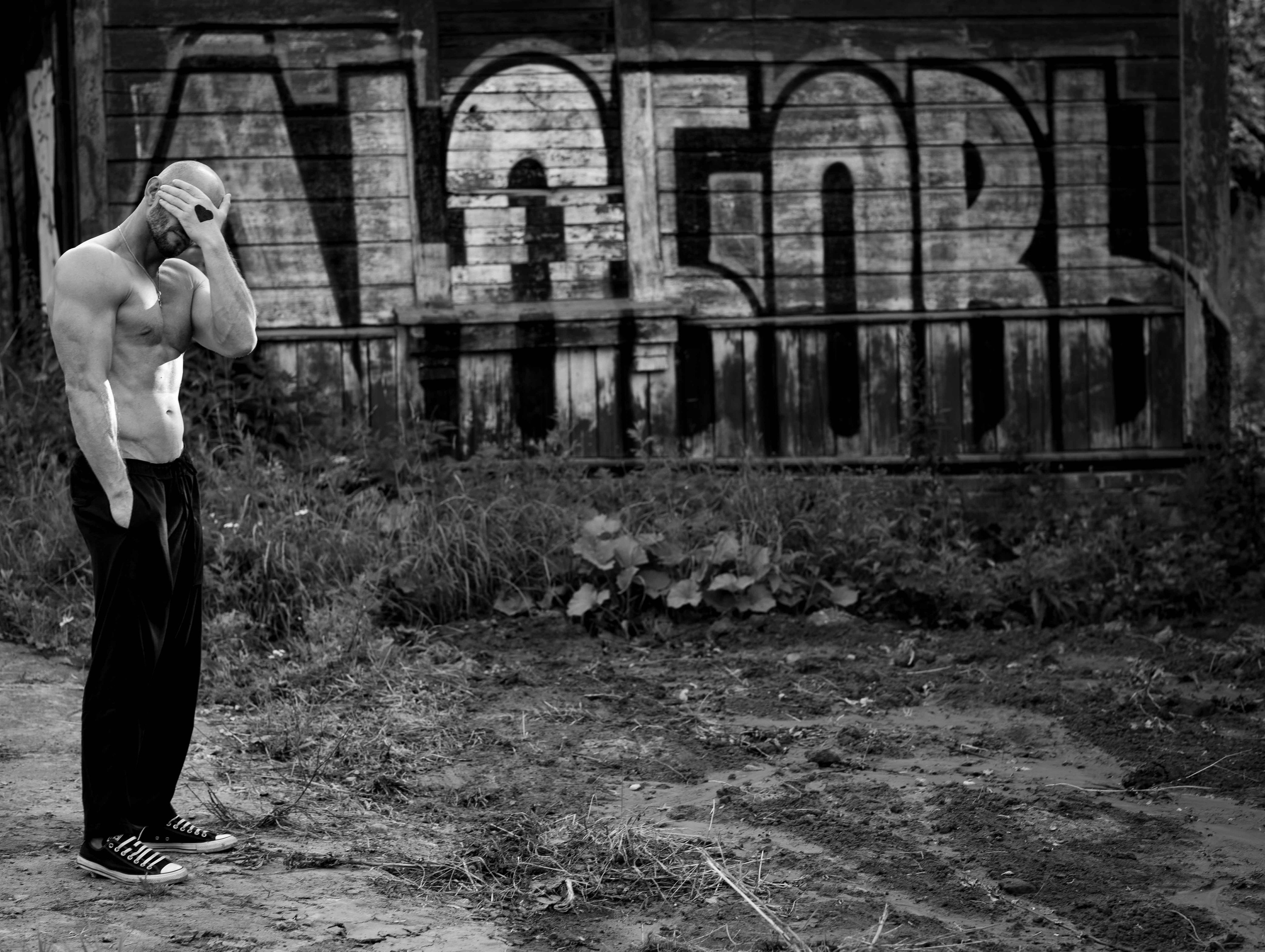 Саша. Граффити. Любовь. Портретный фотограф Екатерина Лысенко, Москва