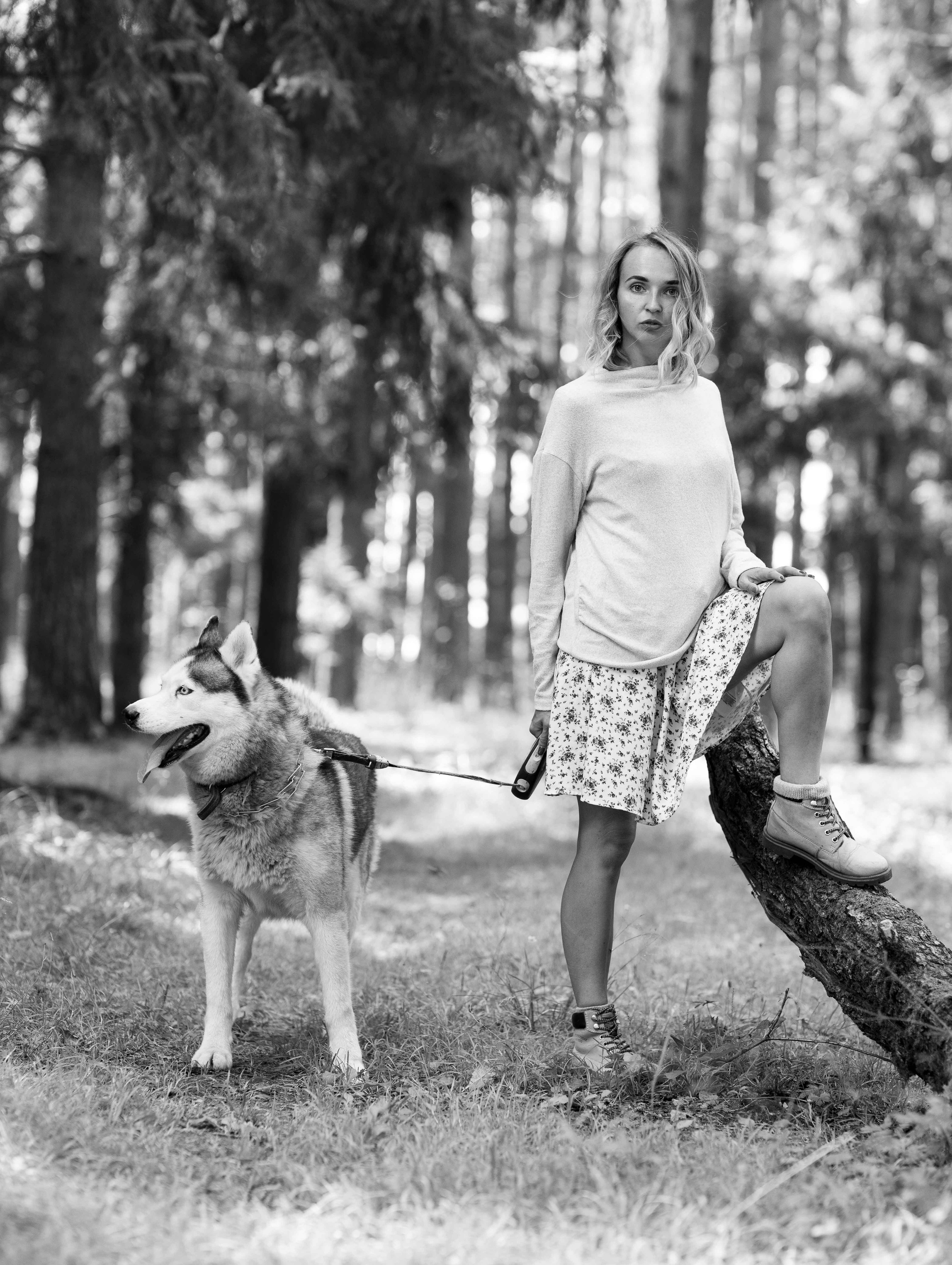 Люба и Гермес. Фотосессия в лесу. Портретный фотограф Екатерина Лысенко, Москва