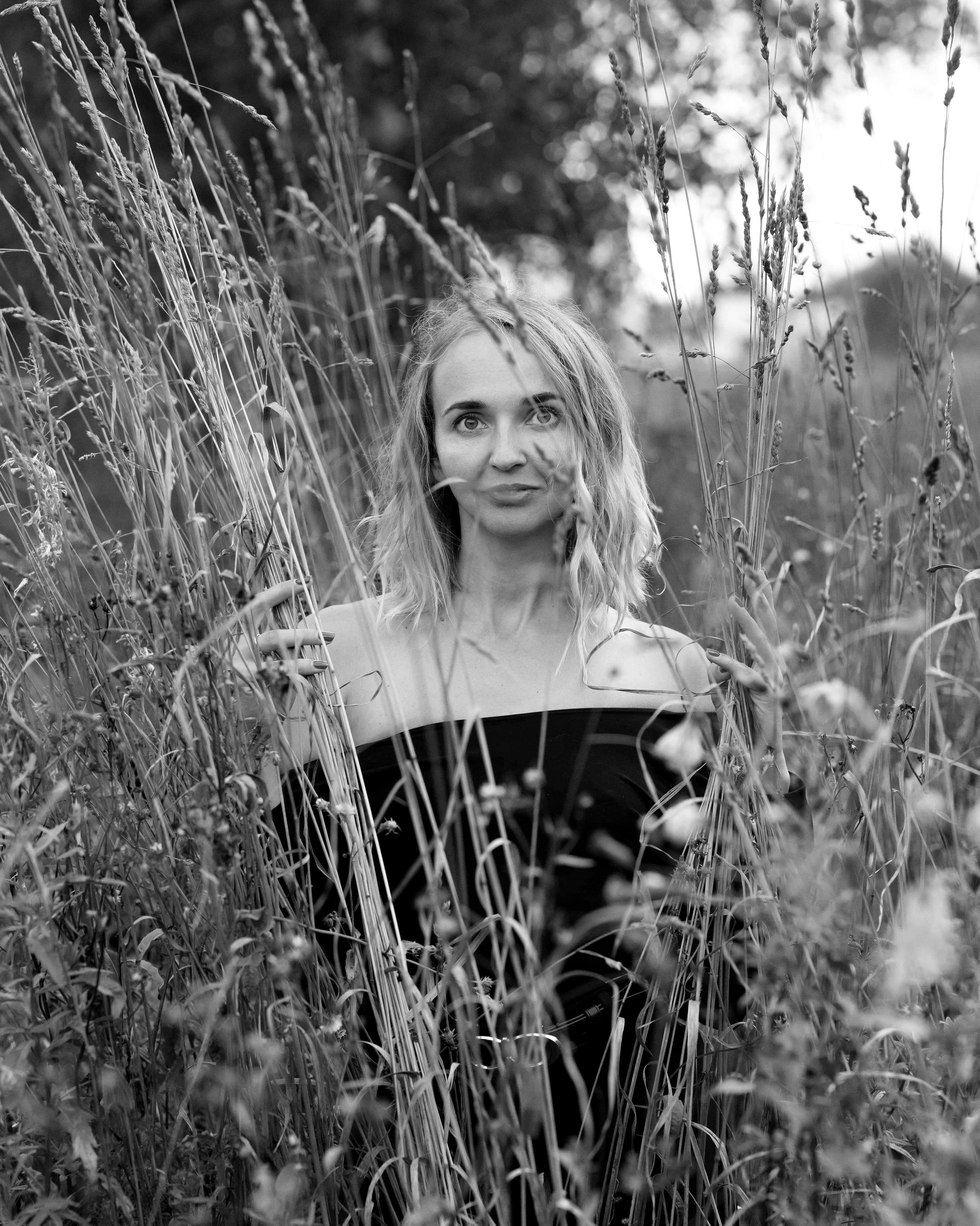 Фотопрогулка в поле. Портретный фотограф Екатерина Лысенко, Москва