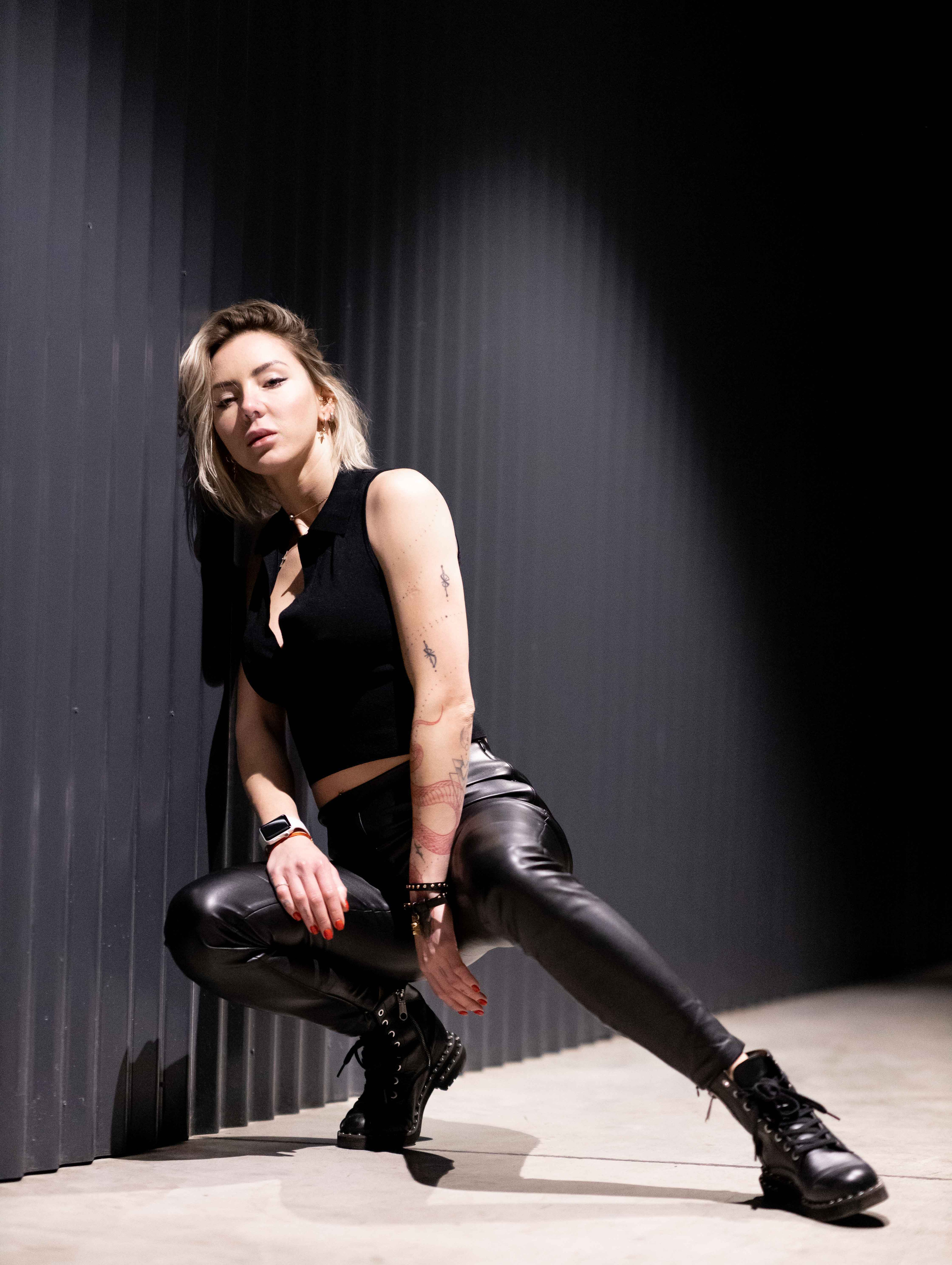 Мару. Фотосессия на территории арт-пространства Флакон. Портретный фотограф Екатерина Лысенко, Москва