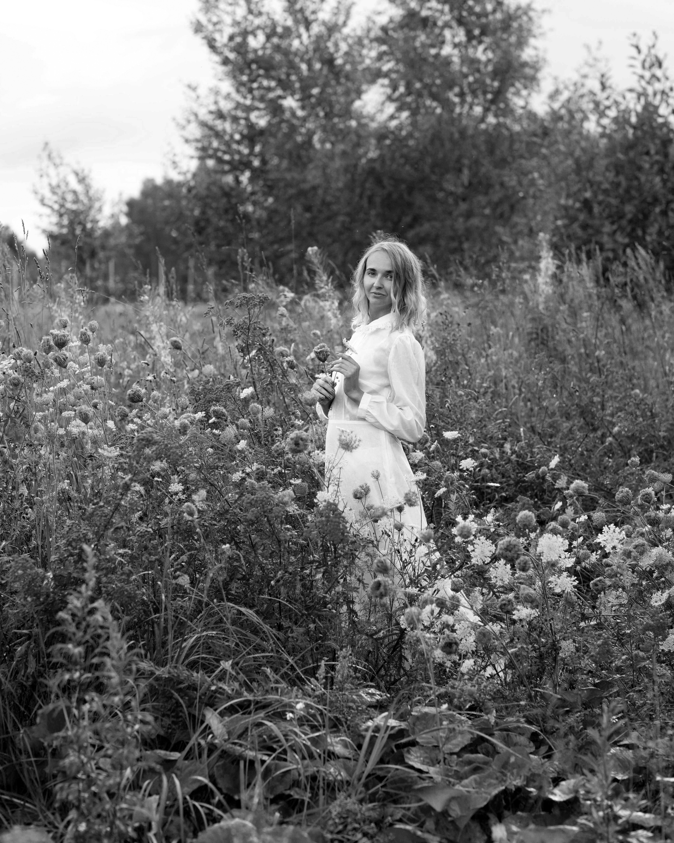 Фотопрогулка в поле. Портретный фотограф Екатерина Лысенко, Москва