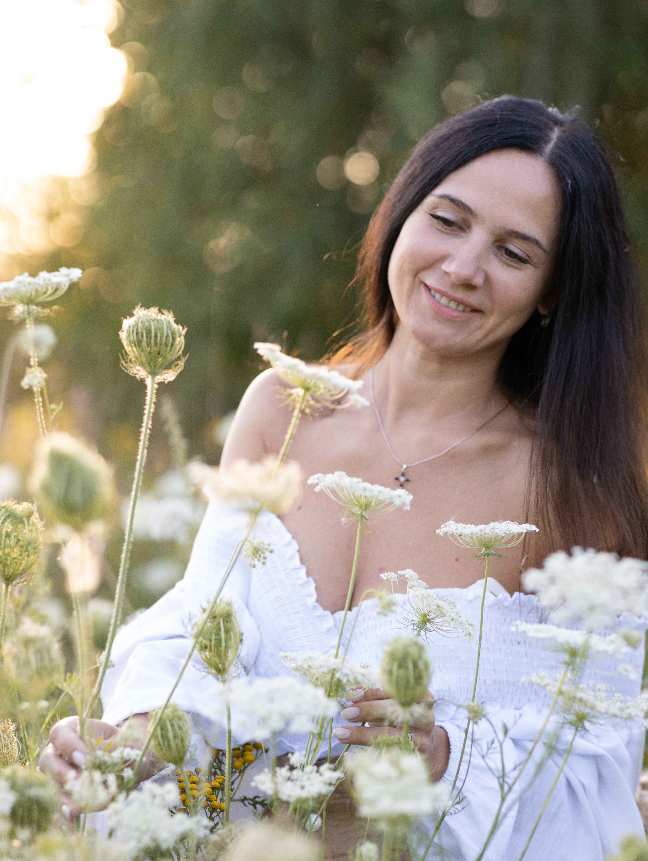 Фото с полевыми цветами. Портретный фотограф Екатерина Лысенко, Москва