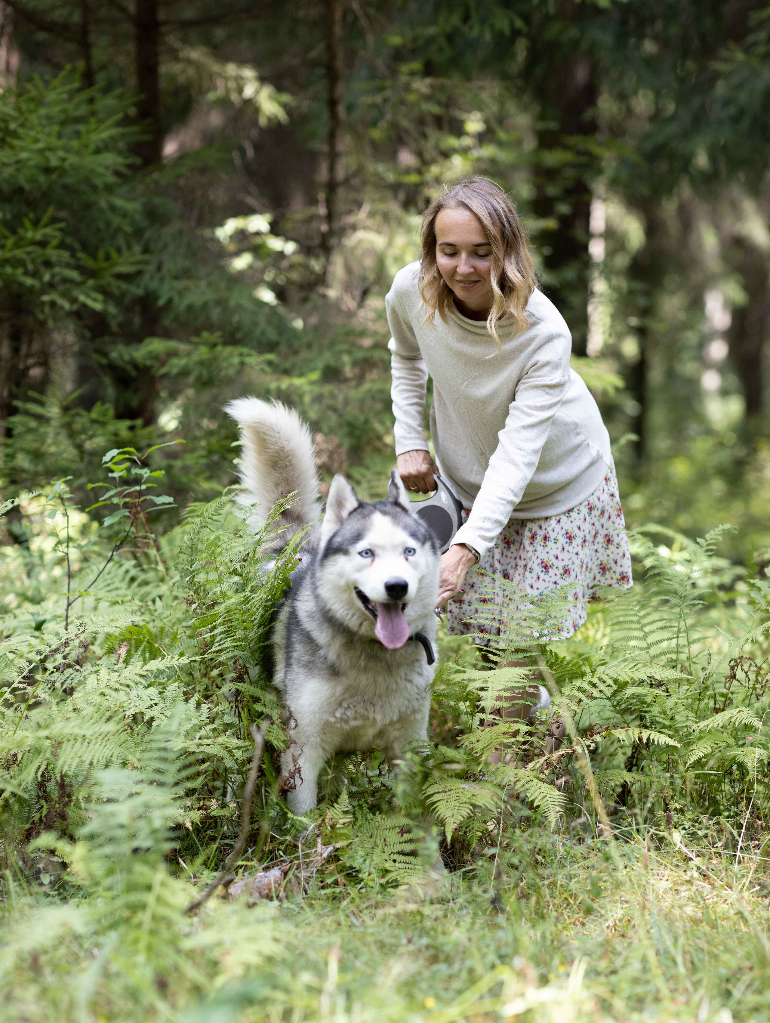 Люба и Гермес. Фотосессия в лесу. Портретный фотограф Екатерина Лысенко, Москва