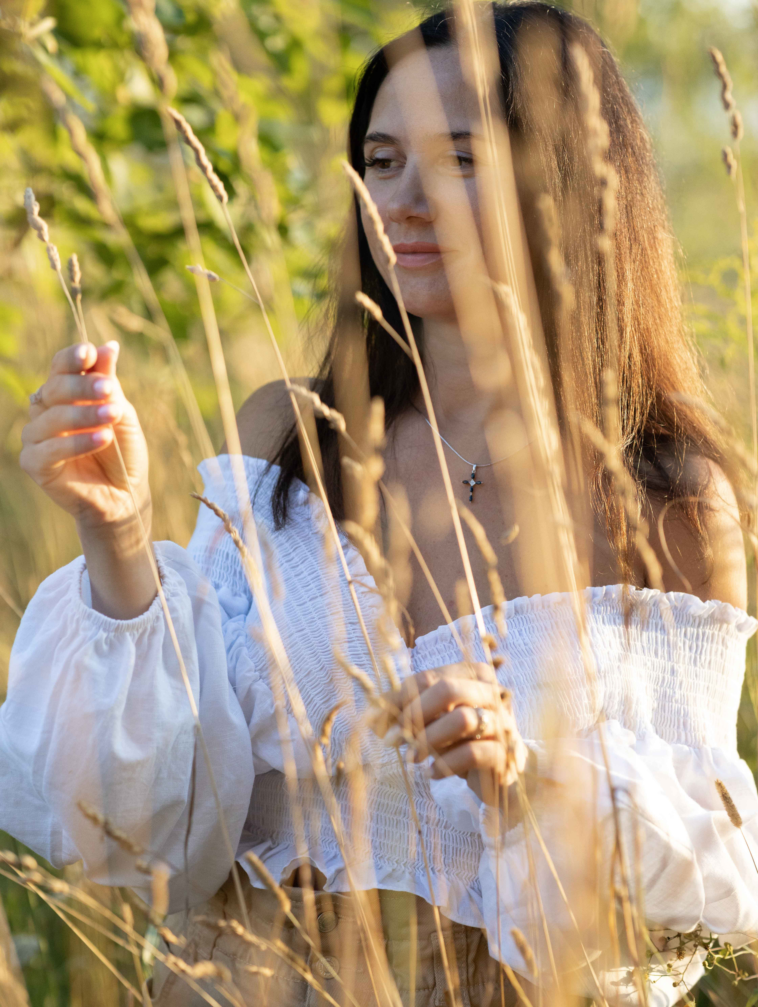 Фото с полевыми цветами. Портретный фотограф Екатерина Лысенко, Москва