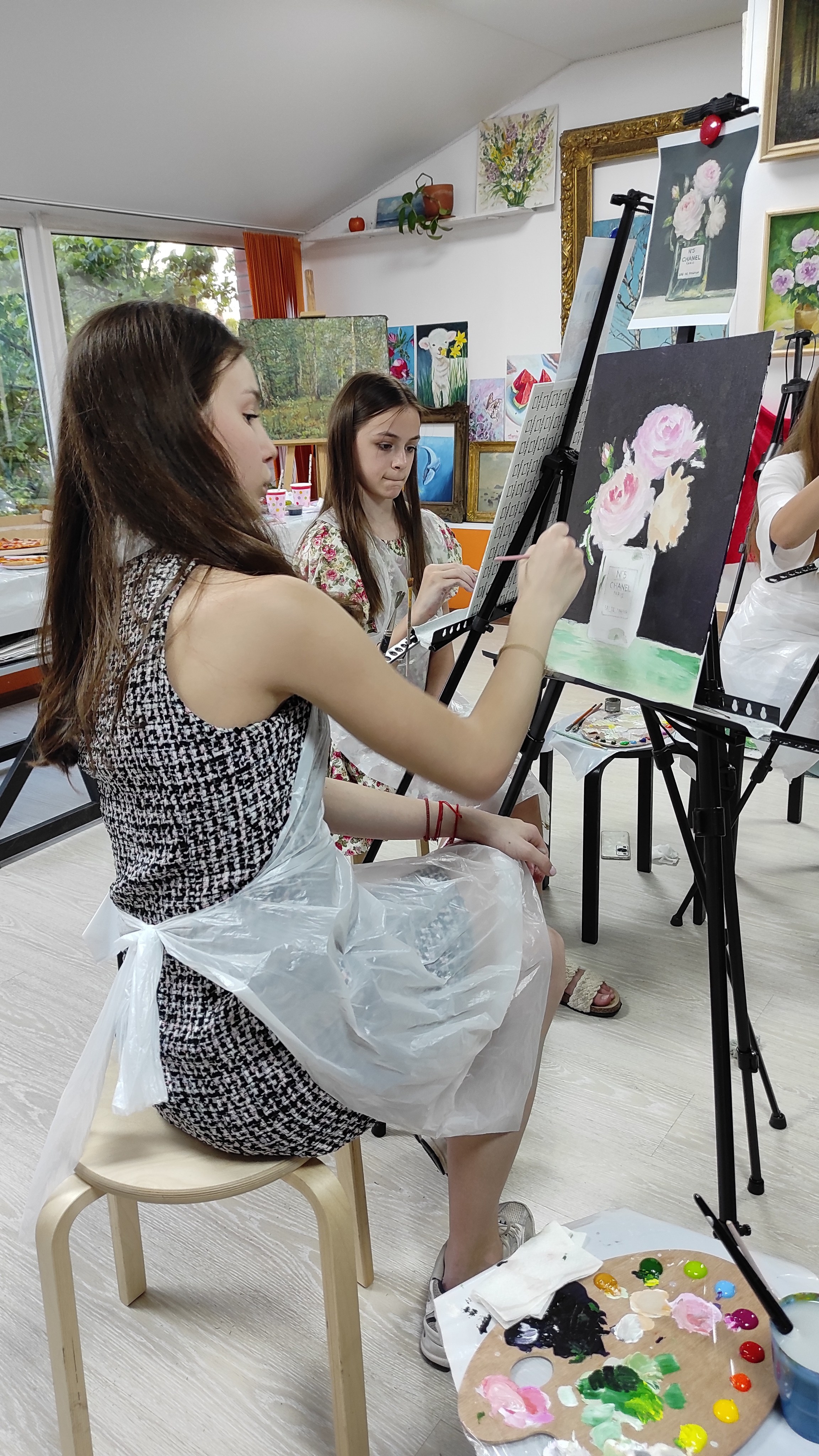 Подарок для творческого человека на день рождения. Арт-вечеринки и мастер-классы в Москве для взрослых и детей