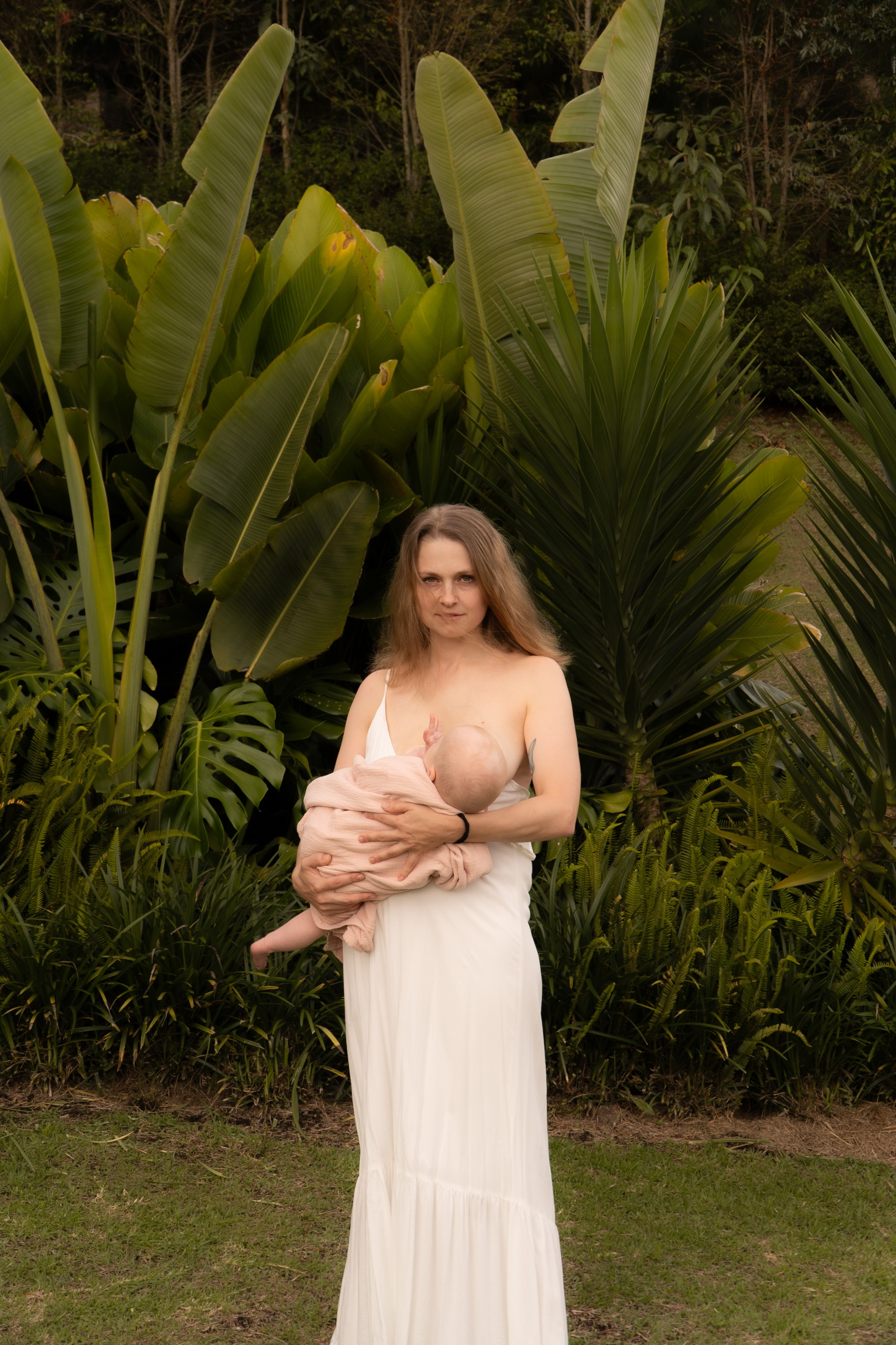 Olga and Family. Wedding Photographer in Barcelona and Medellin