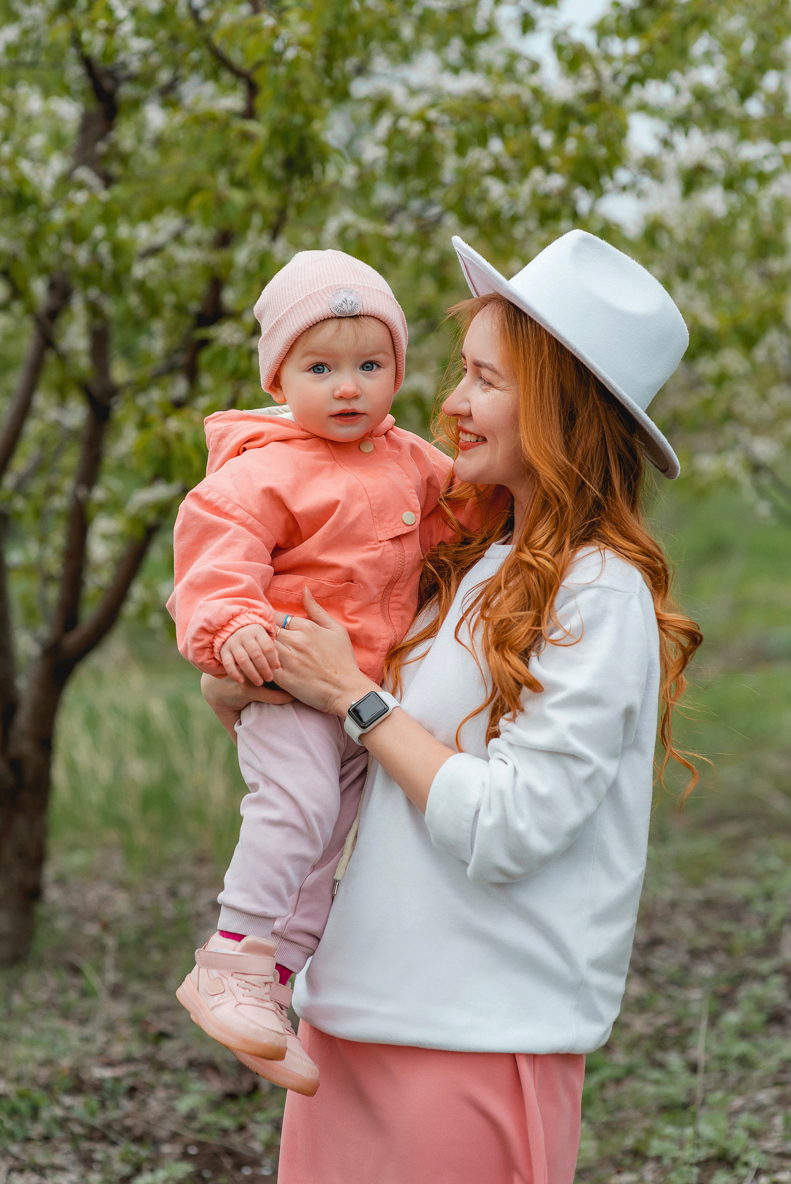 Весна 2022- Мария и Вероника. Семейный и детский фотограф Наталья Горда
