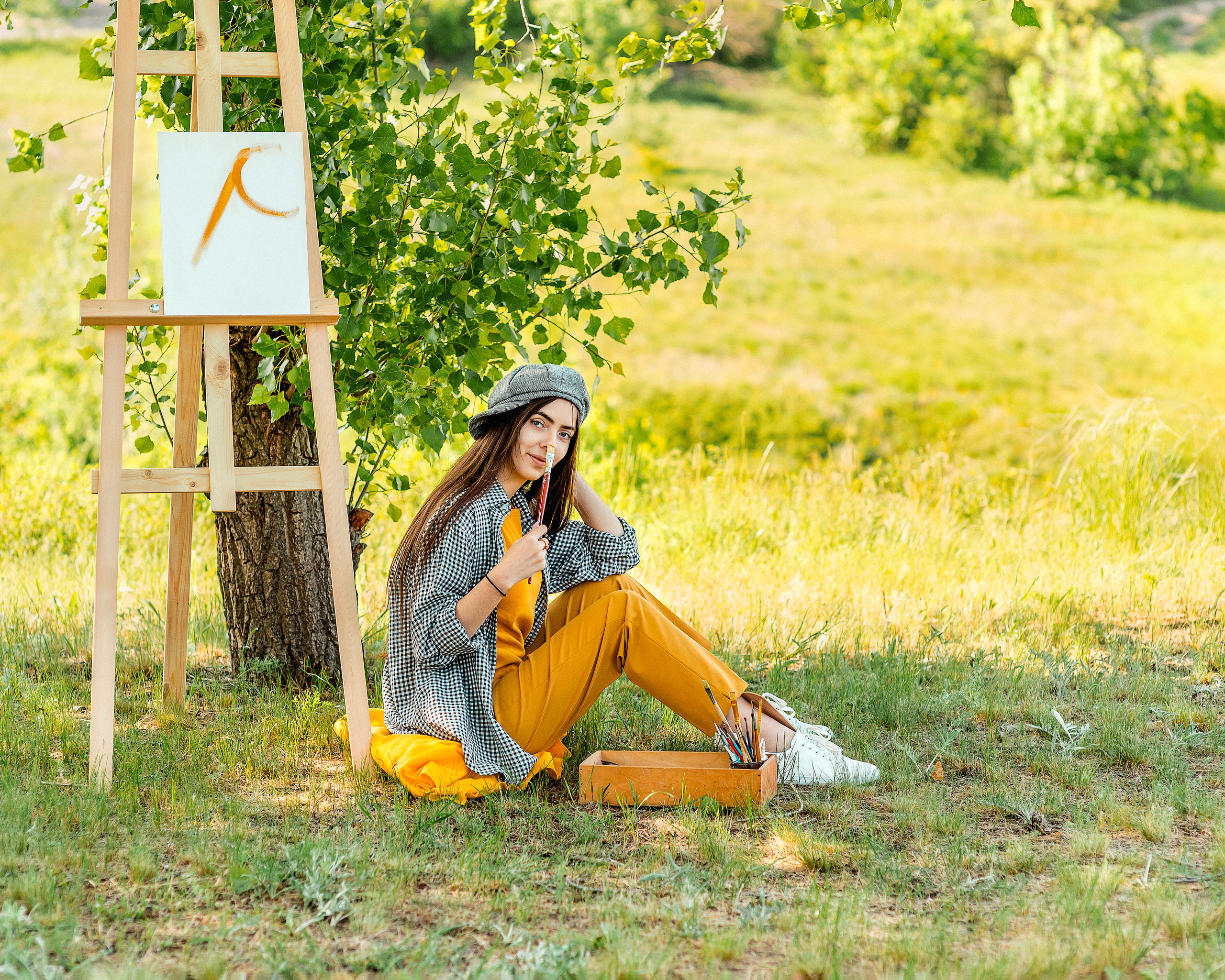 Съемка девушки с мольбертом. Семейный и детский фотограф Наталья Горда