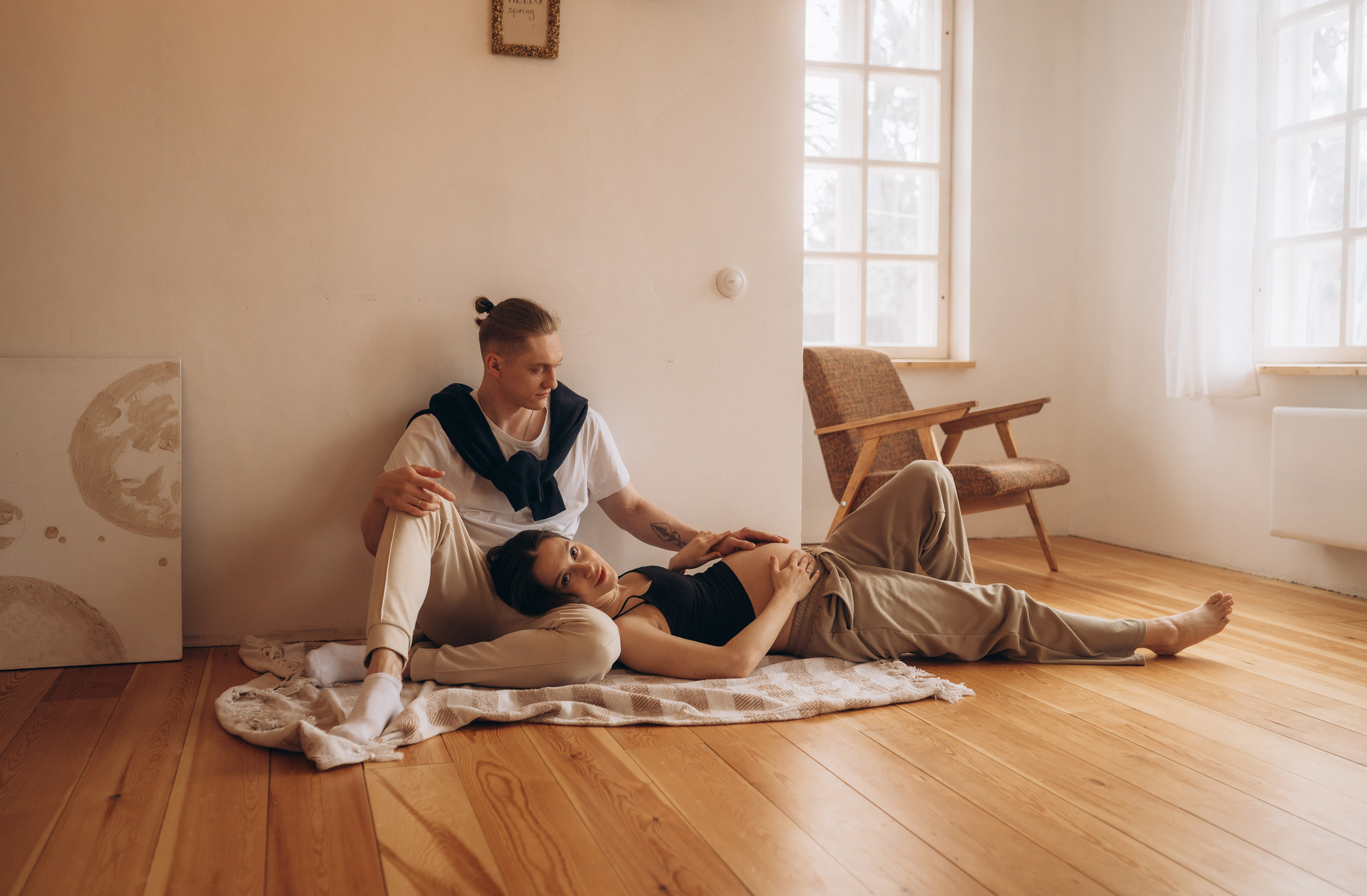 Беременность (студия Дача). Семейный фотограф Тюмень