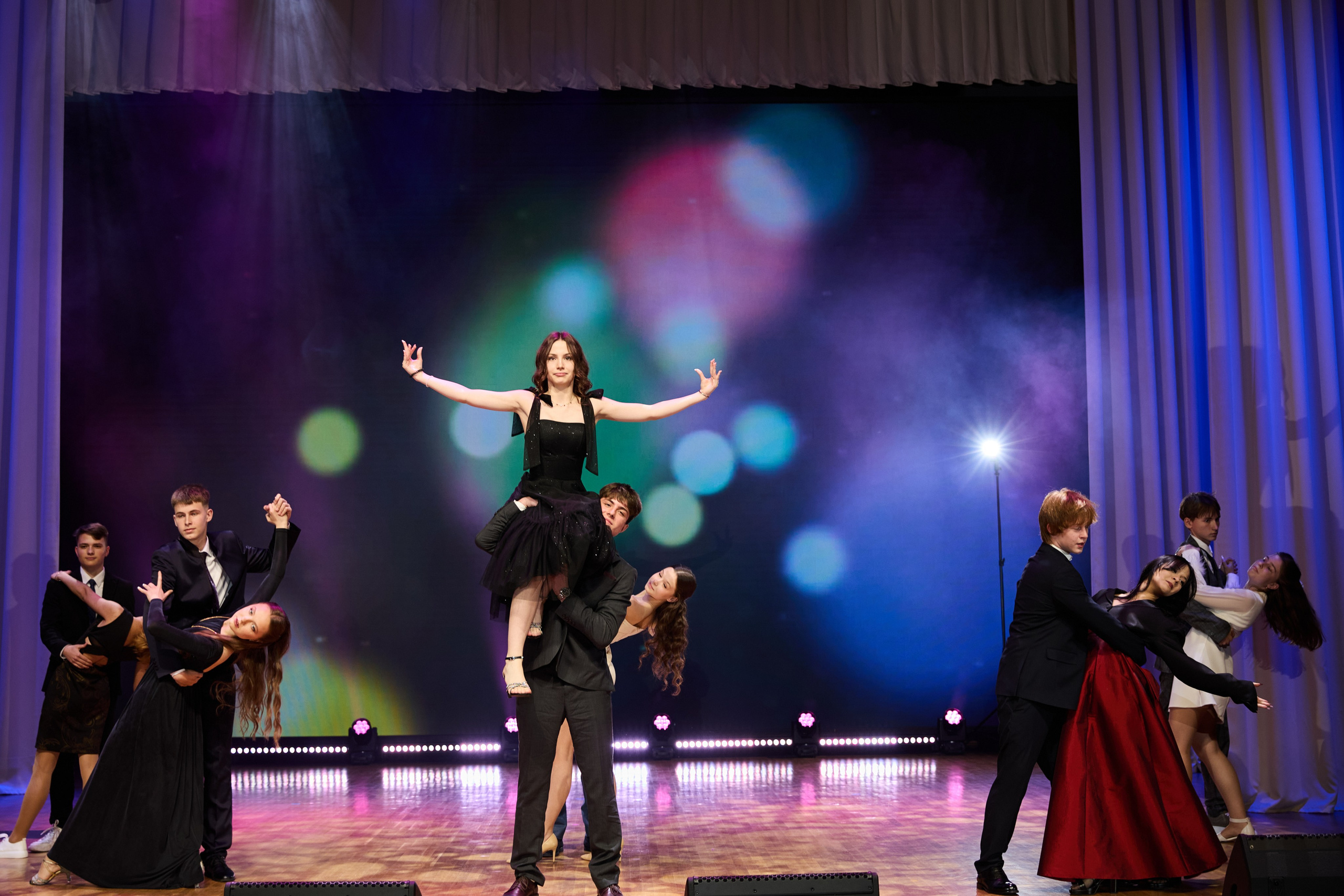 Выпускной 9 класс. Свадебная, репортажная фотосъемка и видеосъемка в Минске. Илья и Юлия Ширмановы. Фотограф | Видеограф | Минск