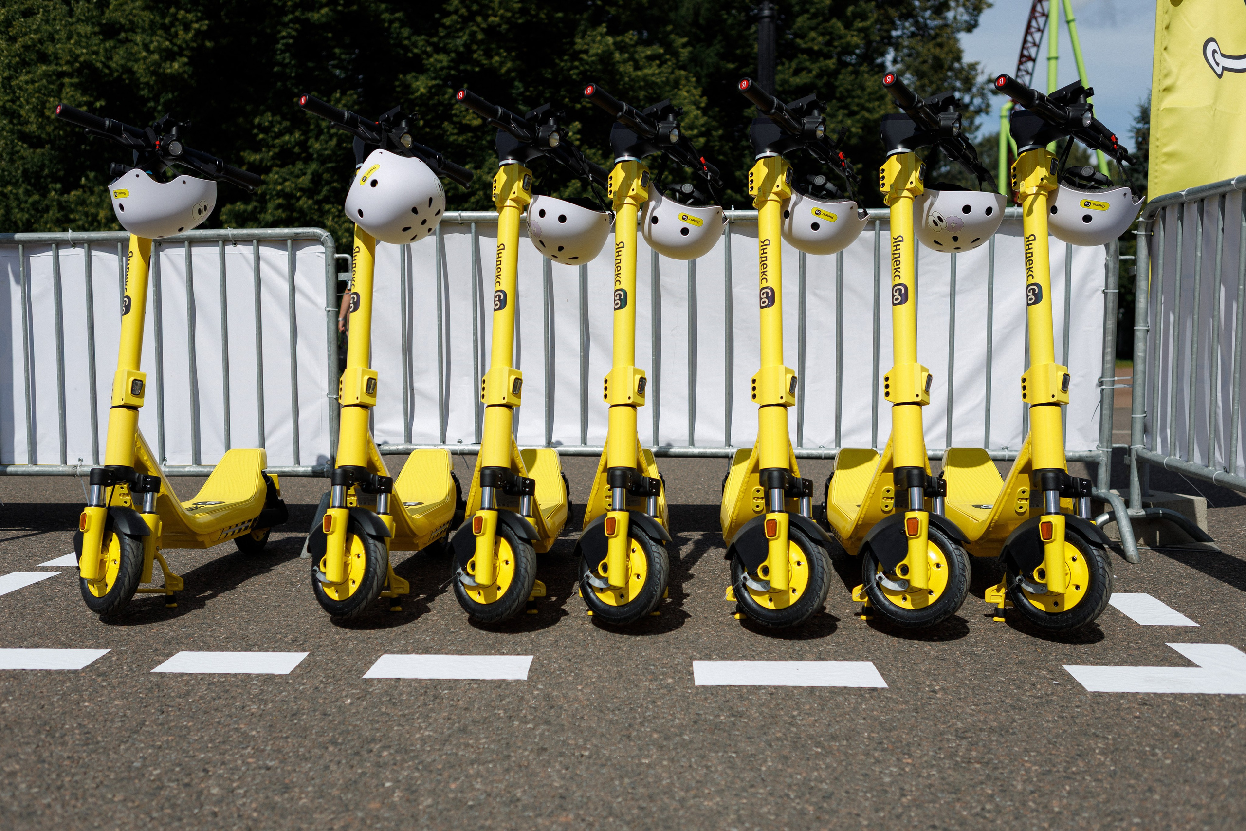 Яндекс Самокат. Свадебный и репортажный фотограф в Санкт-Петербурге Николай Голованов