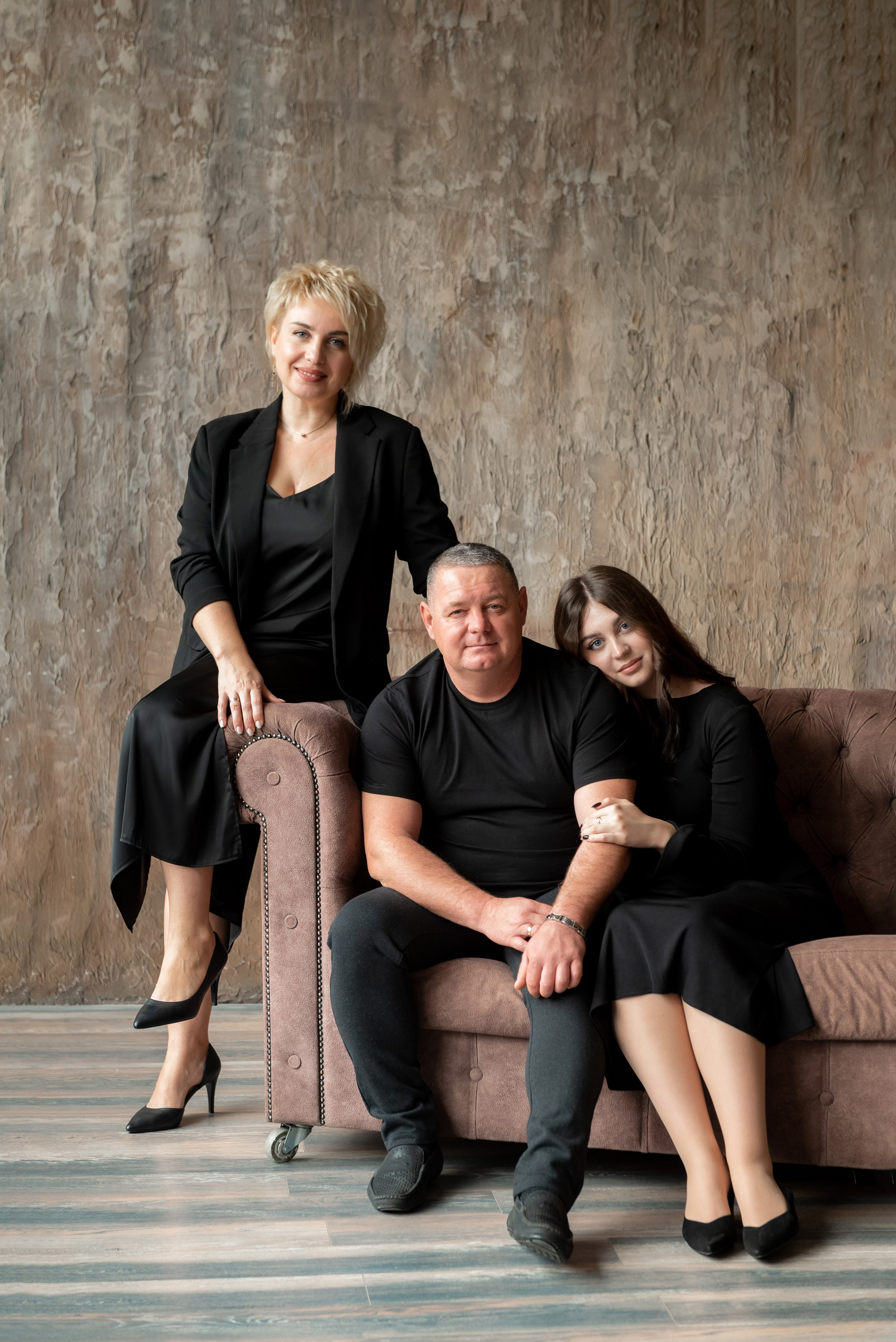 Евгений Катя и Виолетта. Семейный фотограф Ирина Сгибнева