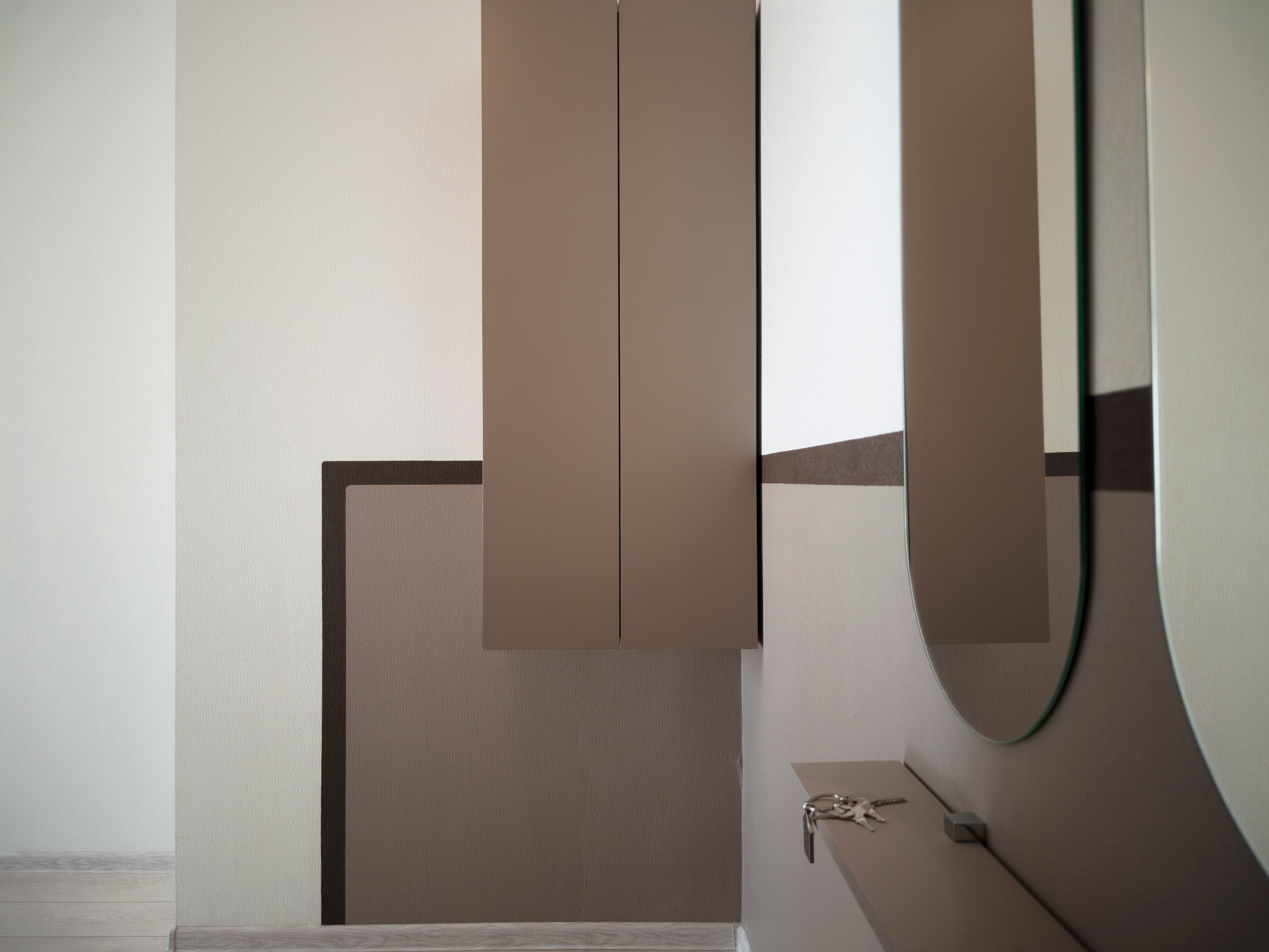 Параллельные линии — геометричная квартира для сдачи в аренду. Хоумстейджинг и дизайн. Екатеринбург