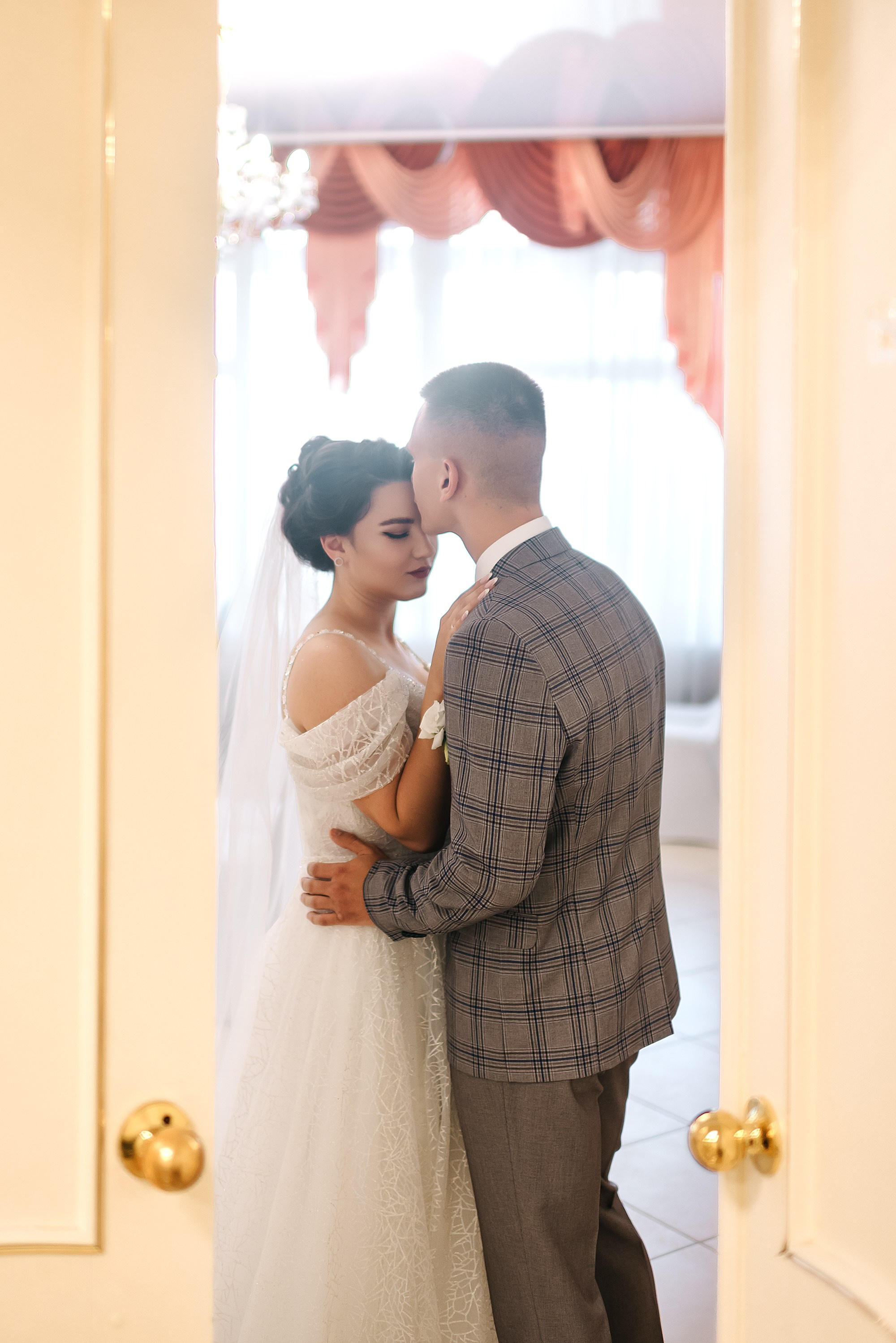 Роман и Карина. Фотограф Волжский Екатерина Егорова