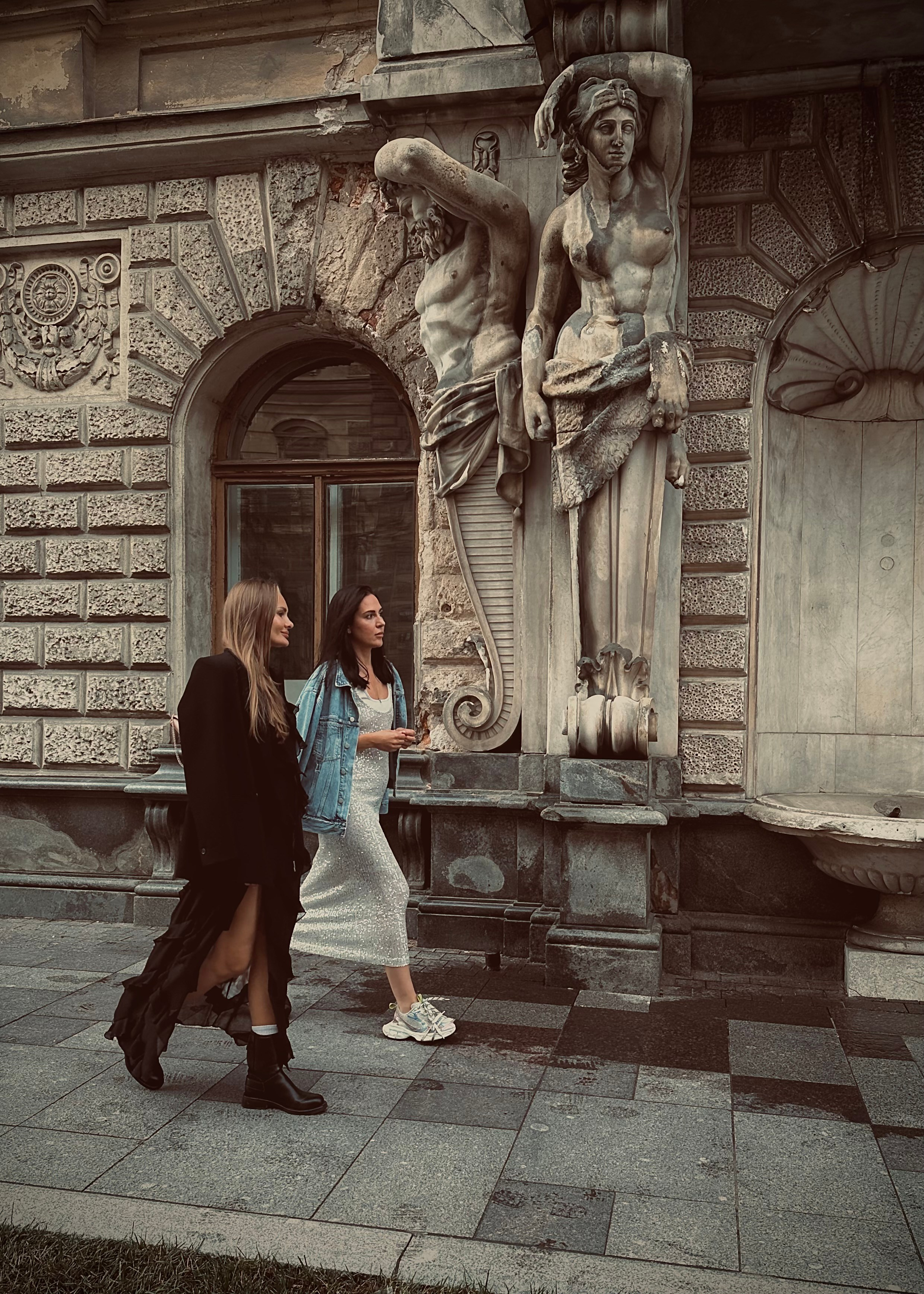 Вечерняя прогулка. КОНТЕНТ |БРЕНД фотограф Санкт-Петербург — Жанна Олтаржевская