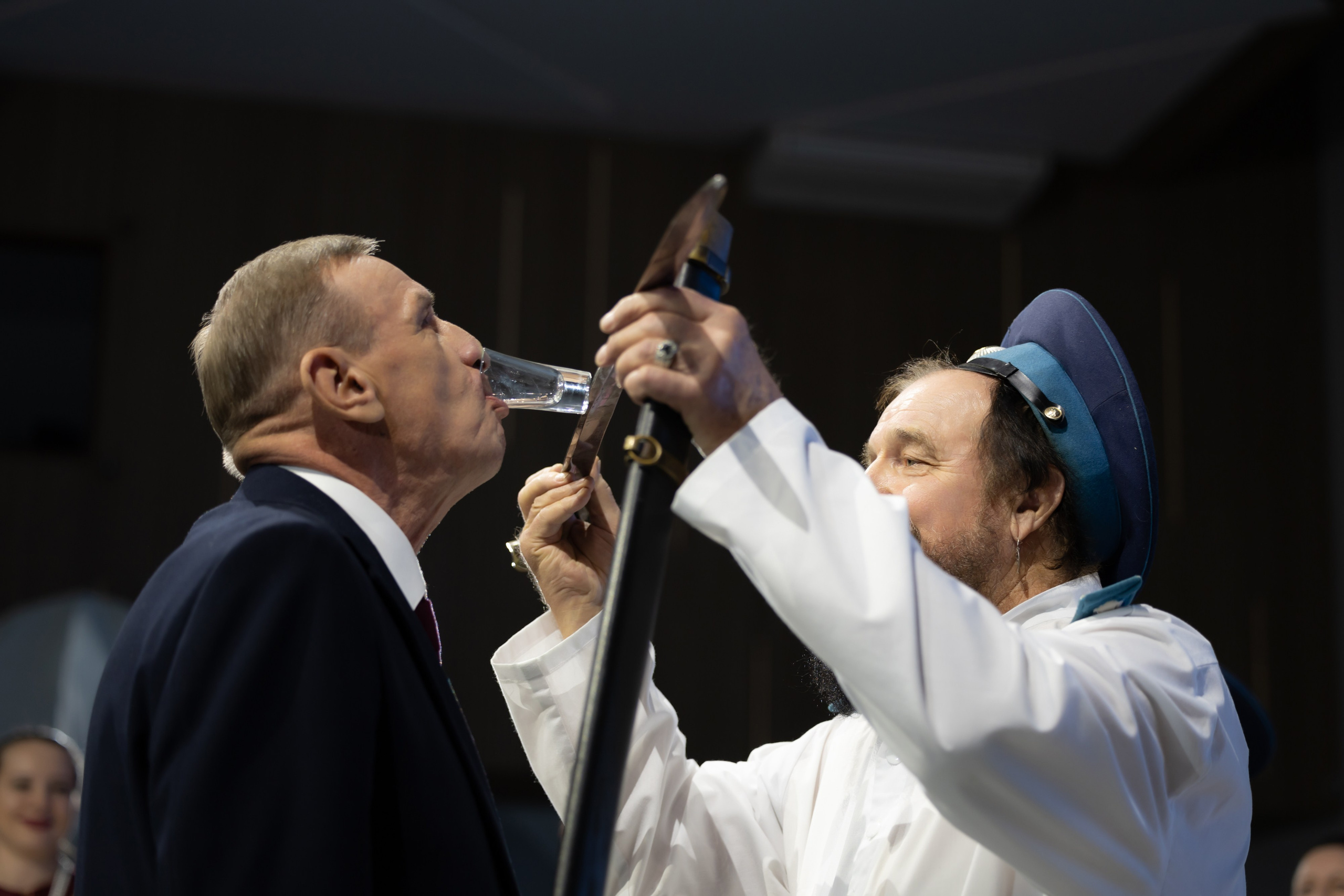 Прыжок длиною в жизнь. Фотограф свадебный, репортажный, индивидуальный, фото для маркетплейсов, брендов, автосалонов