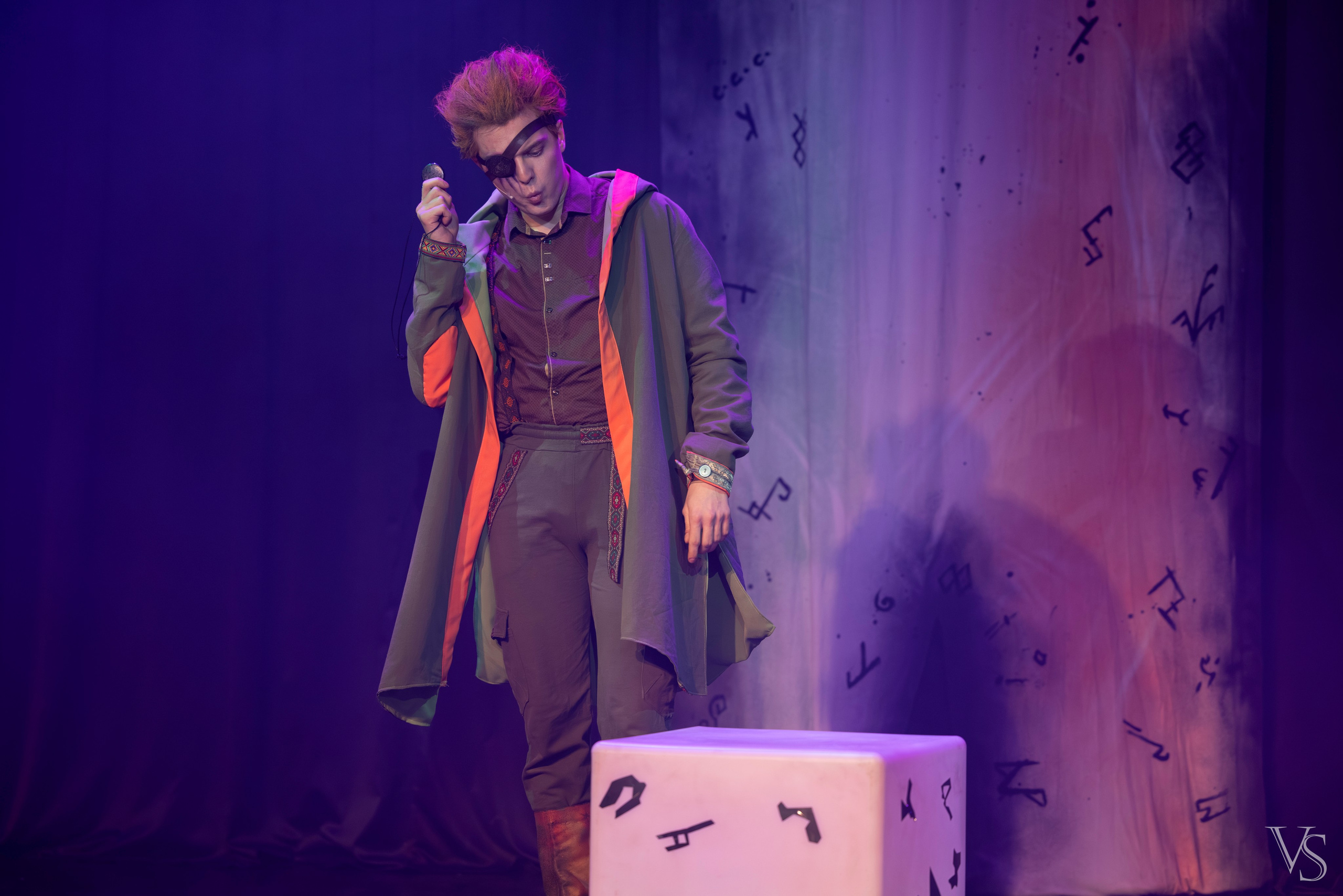 Книга стихий 25.01. Фотограф Виктор Степанов