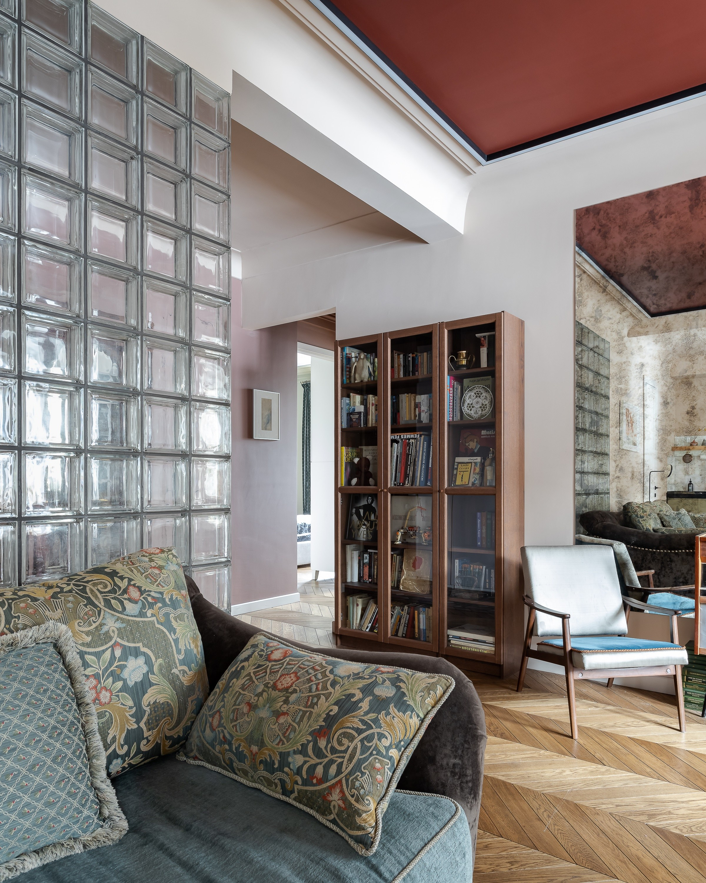 Винтажная квартира в доме начала века на Таганке. Главная