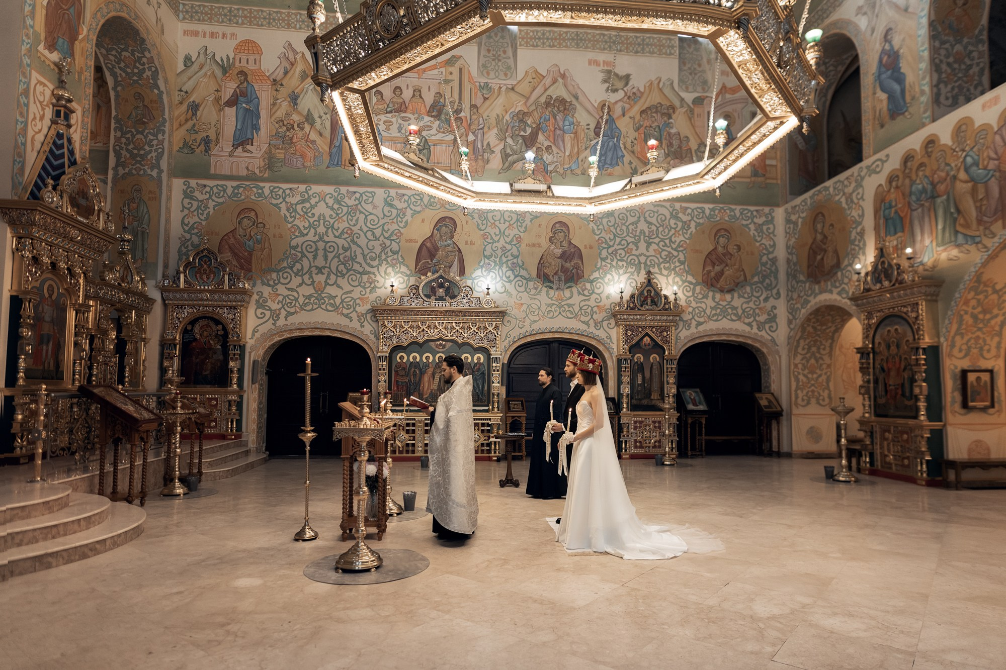 Венчание в храм Александра Невского при МГИМО. Фотограф на Крещение, Венчание в Москве Ирина Шамина