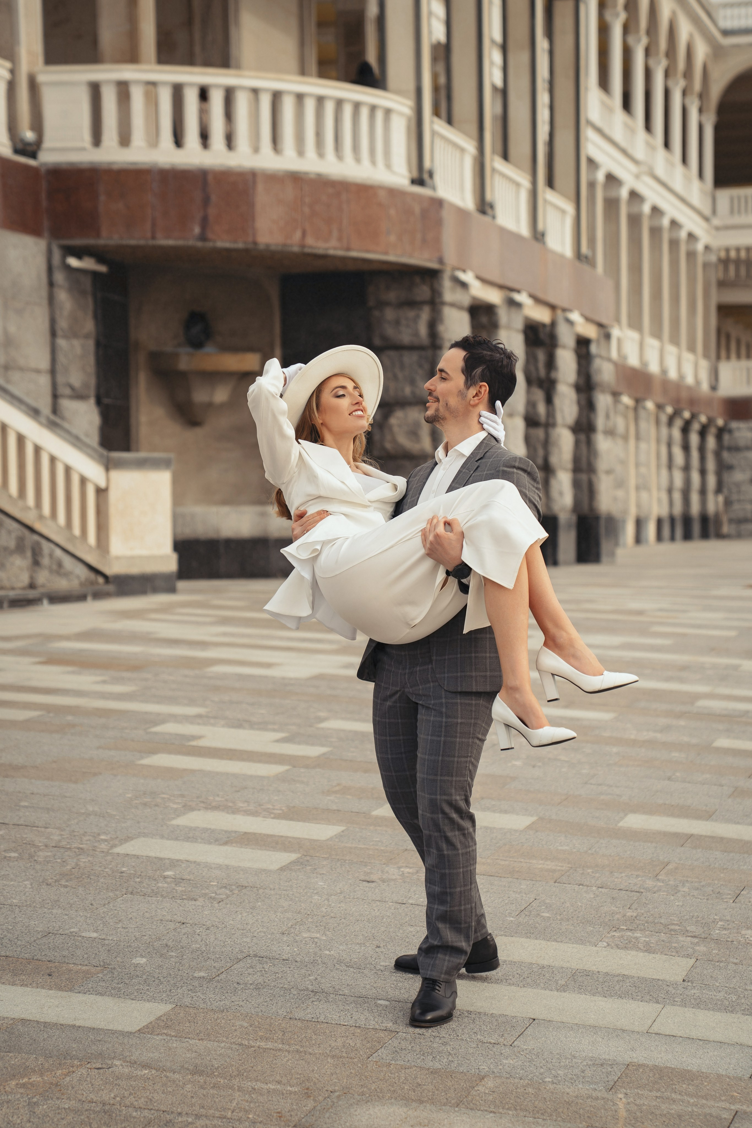 Свадебная прогулка на речном вокзале. Семейный фотограф в Москве Трубинова Екатерина
