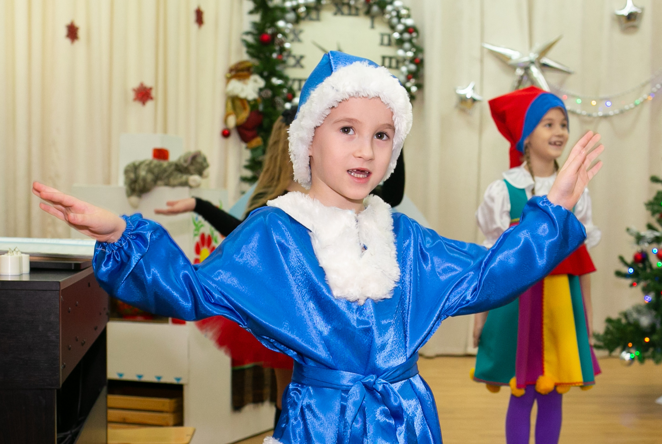 Выпускные и Утренники. Фотограф новорожденных и семейный фотограф НСО г. Бердск Марина Львова