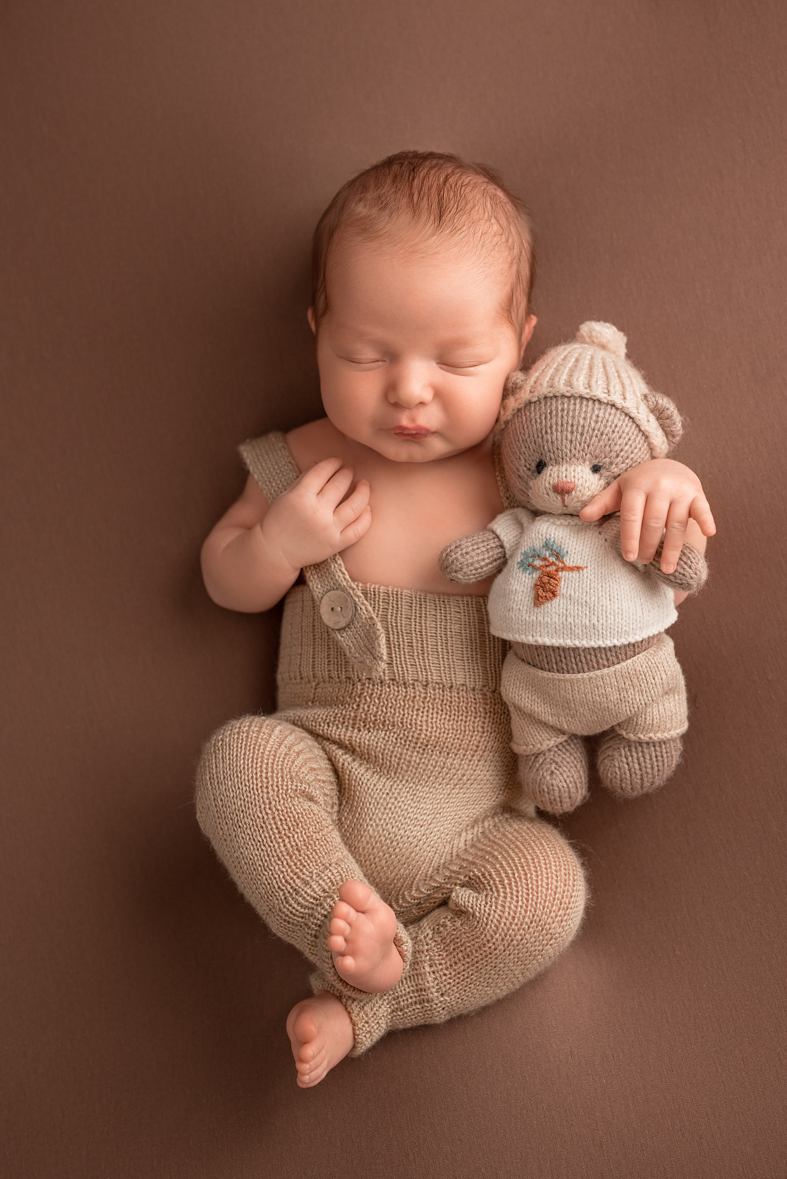 Фотосессия новорожденных в Норильске. Фотограф новорожденных в Норильске Виктория Шагалиева