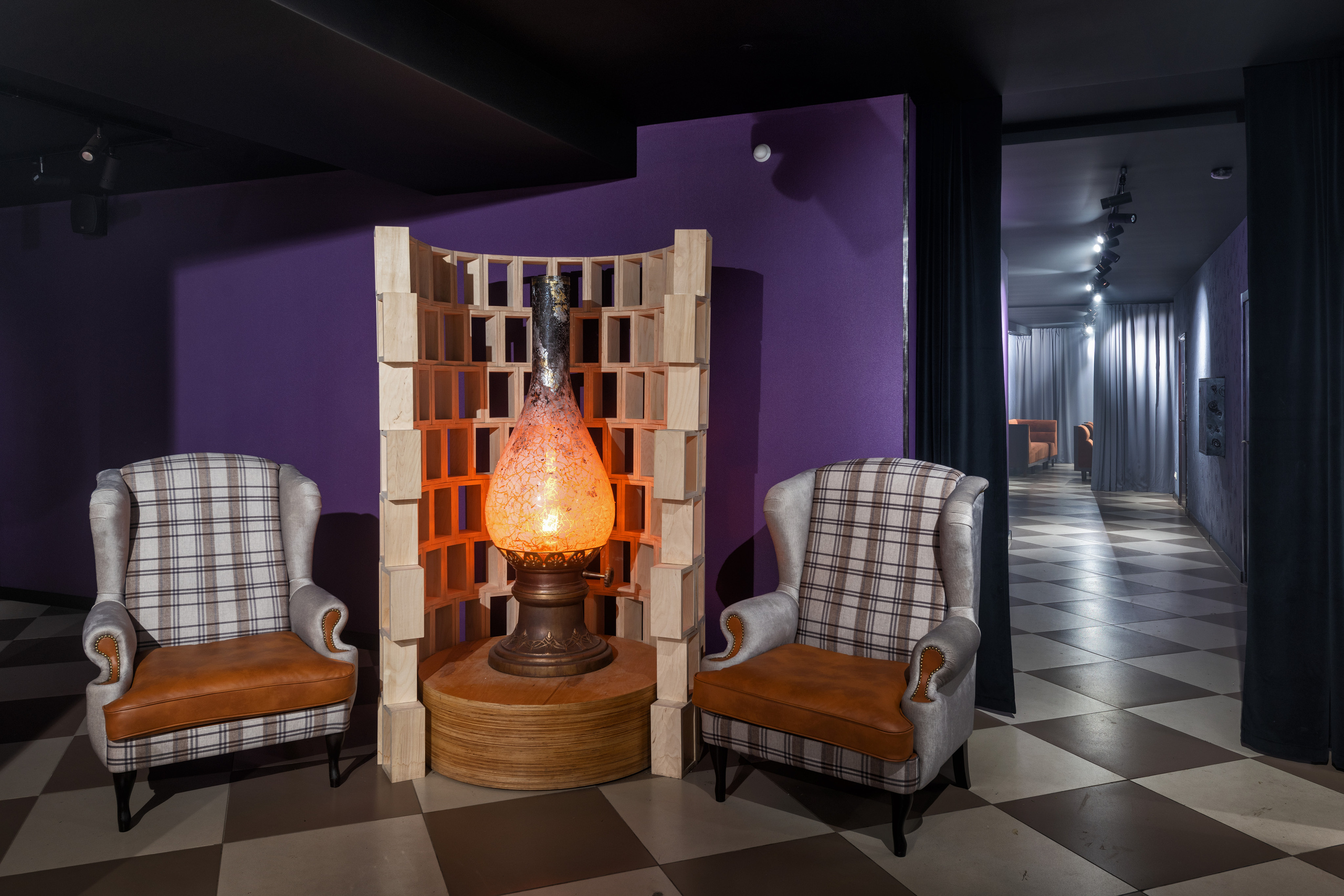 Интерьер клуба. Фотосъёмка интерьеров и архитектуры гостиниц, промышленная съёмка