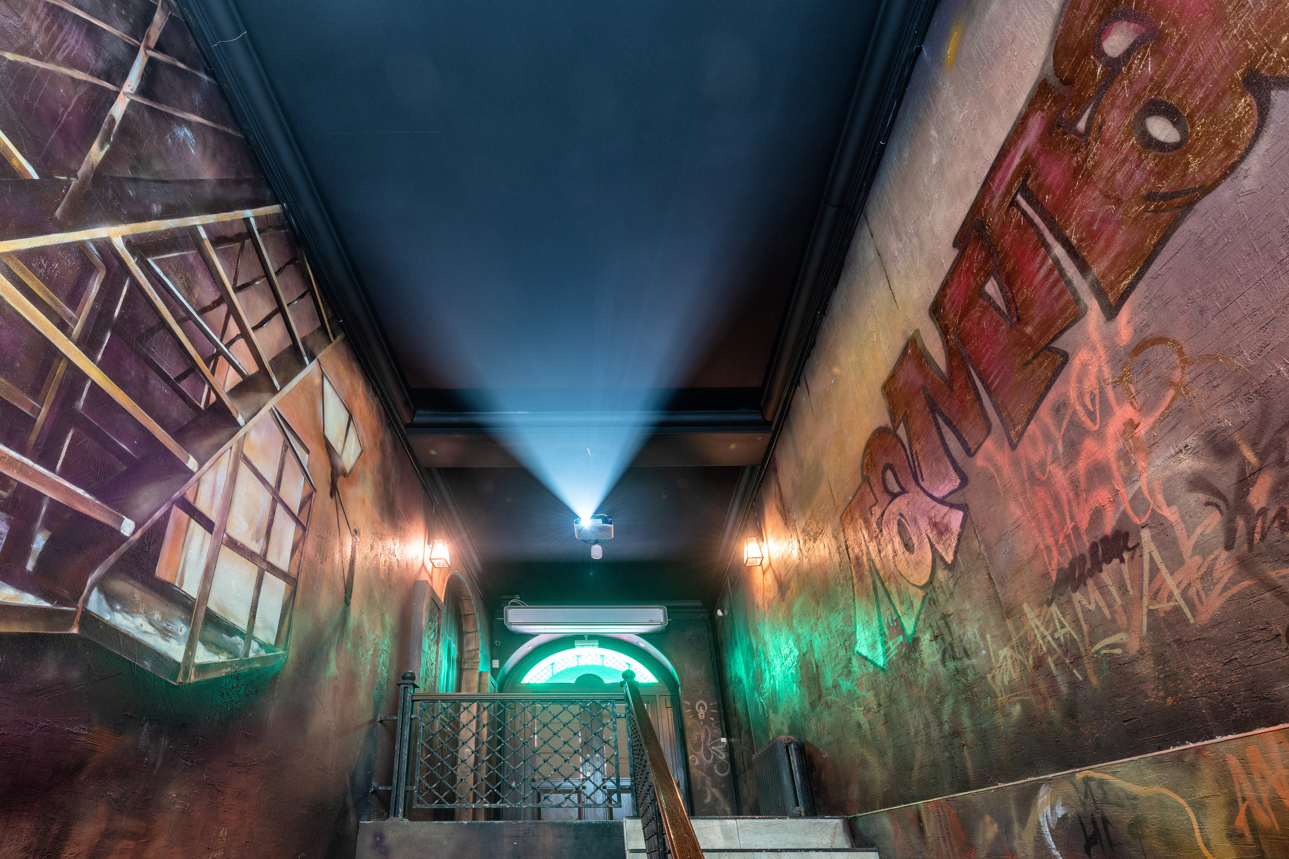 Интерьер клуба. Фотосъёмка интерьеров и архитектуры гостиниц, промышленная съёмка