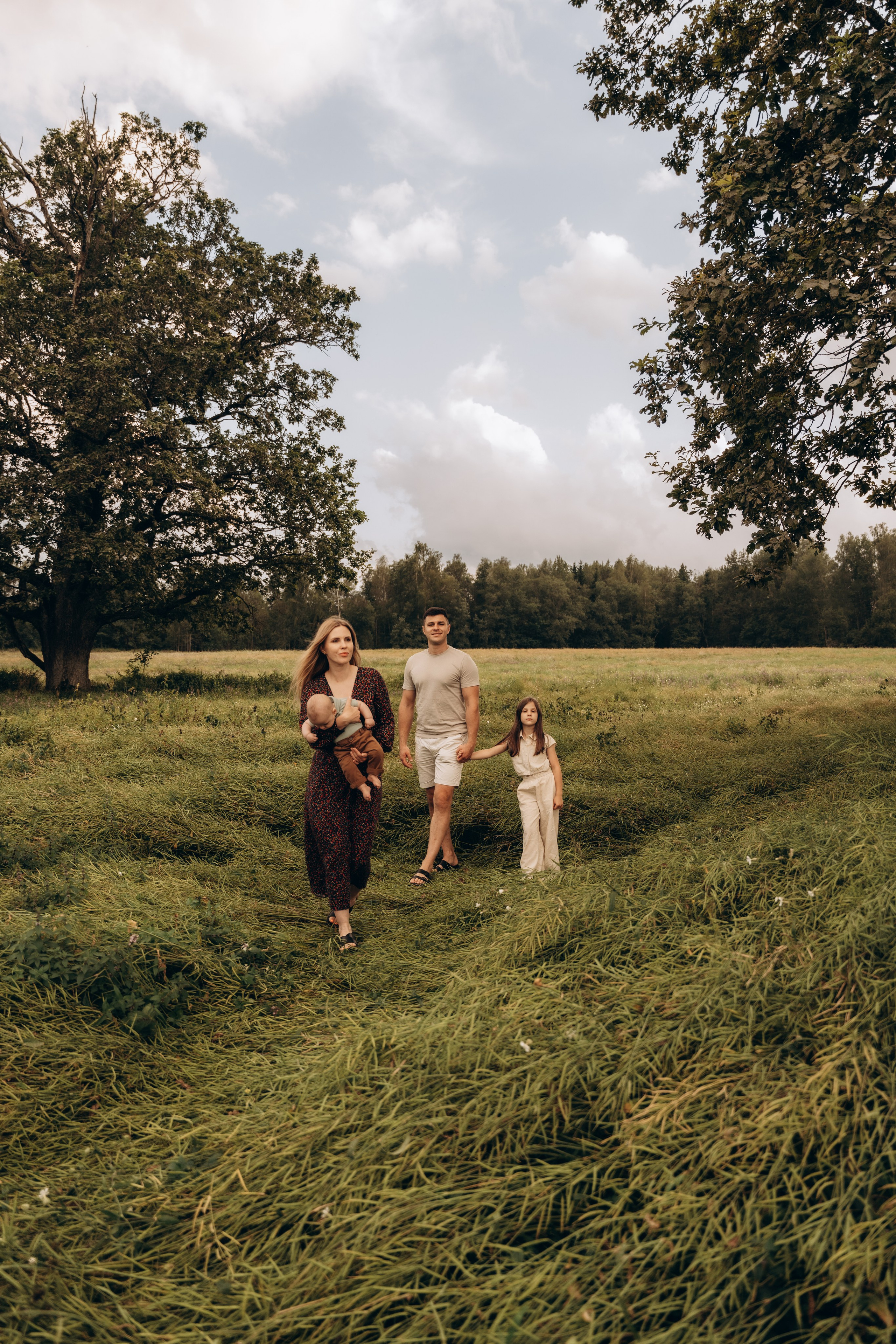 Оля, Женя, Роза и Федя. Фотограф Мария Миллс | Минск