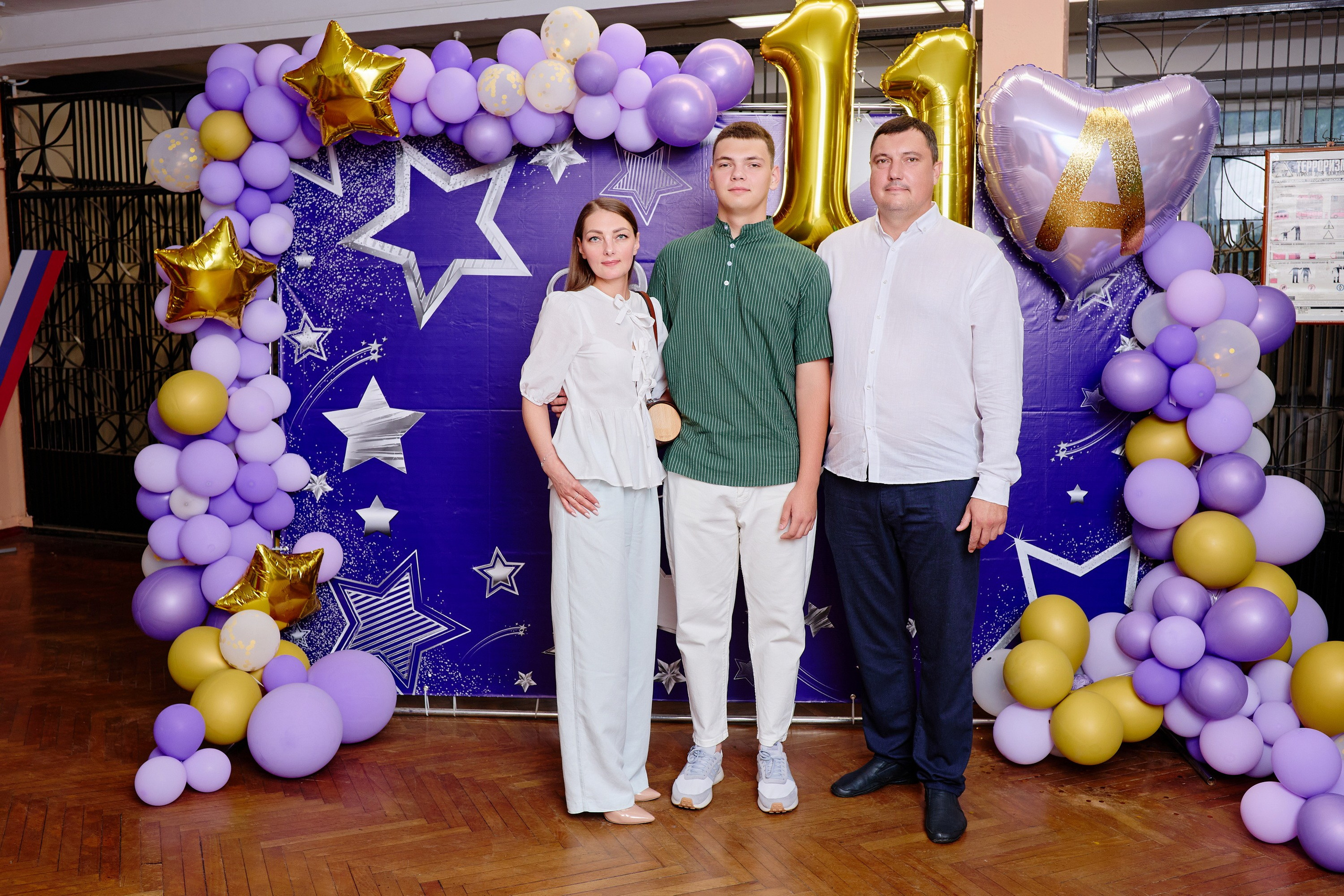 Выпускной 35 Сош. Фотограф Выпускные альбомы Таганрог Сергей Коробченко