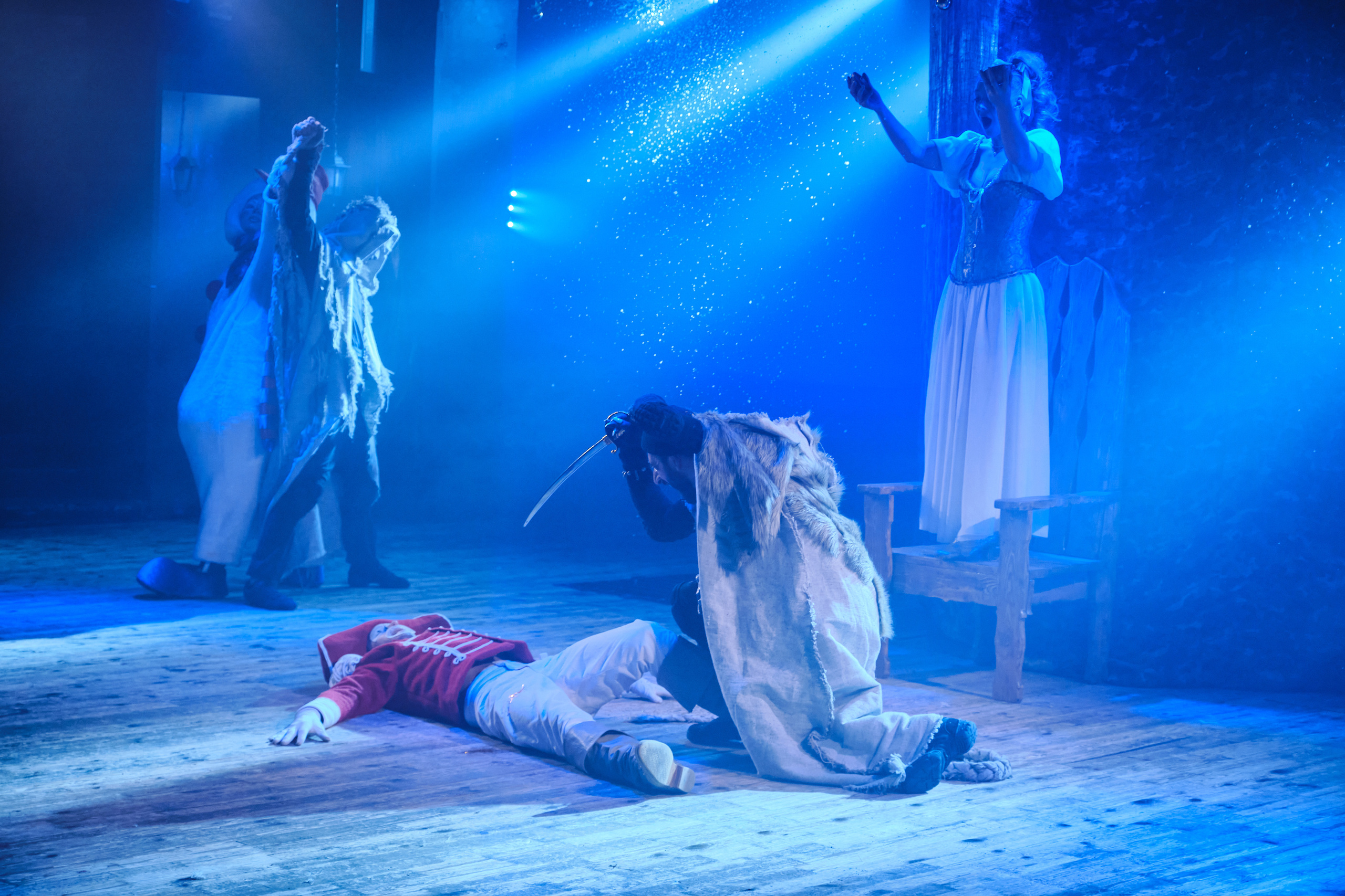 «Щелкунчик VS Мышиный король»