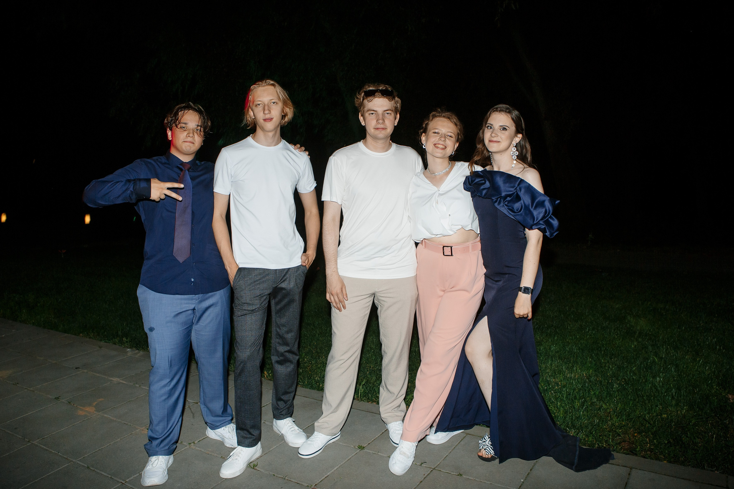 Выпускной Гимназия 12 2024 OpenHouse. Свадебный и портретный Фотограф в Липецке Дмитрий Котюков