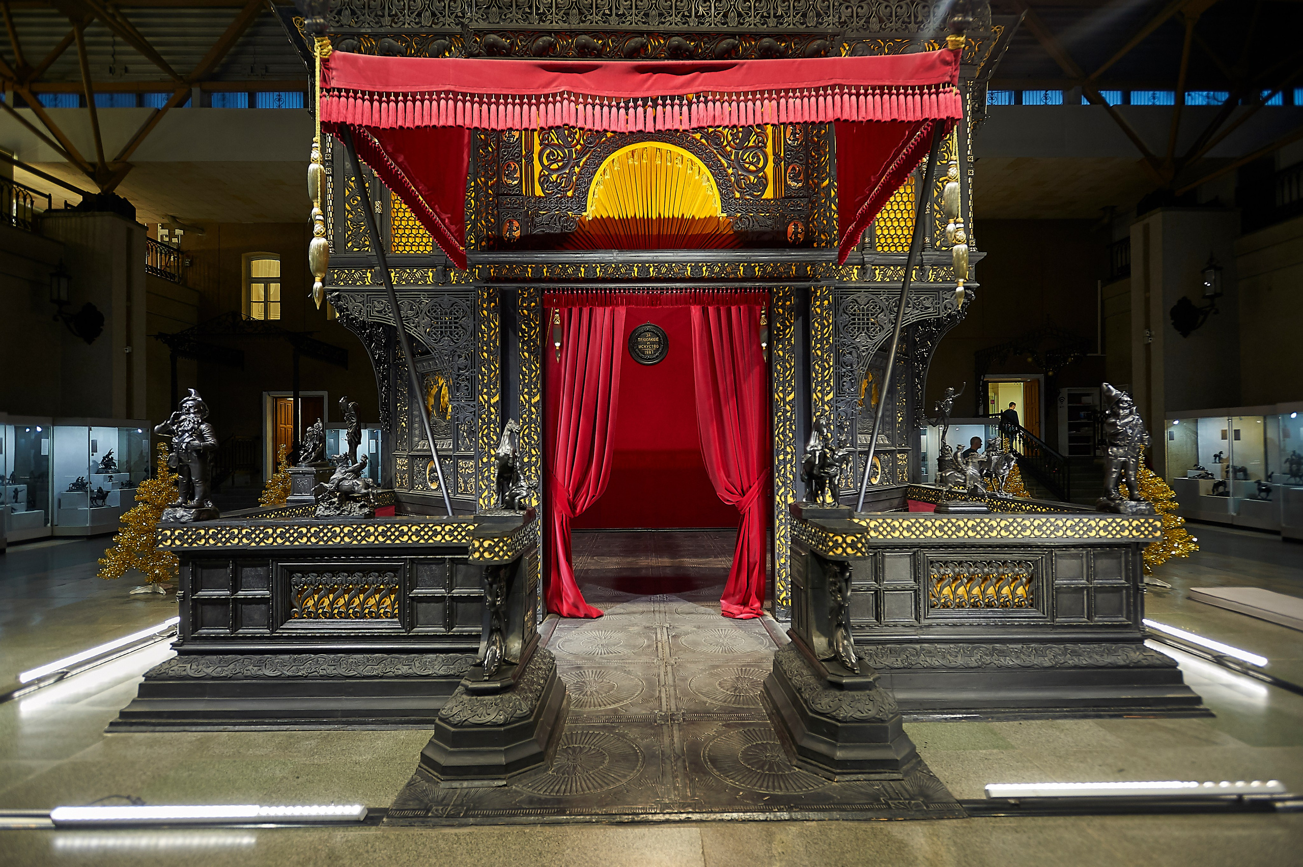 Каслинский чугунный павильон. Фото и жизнь