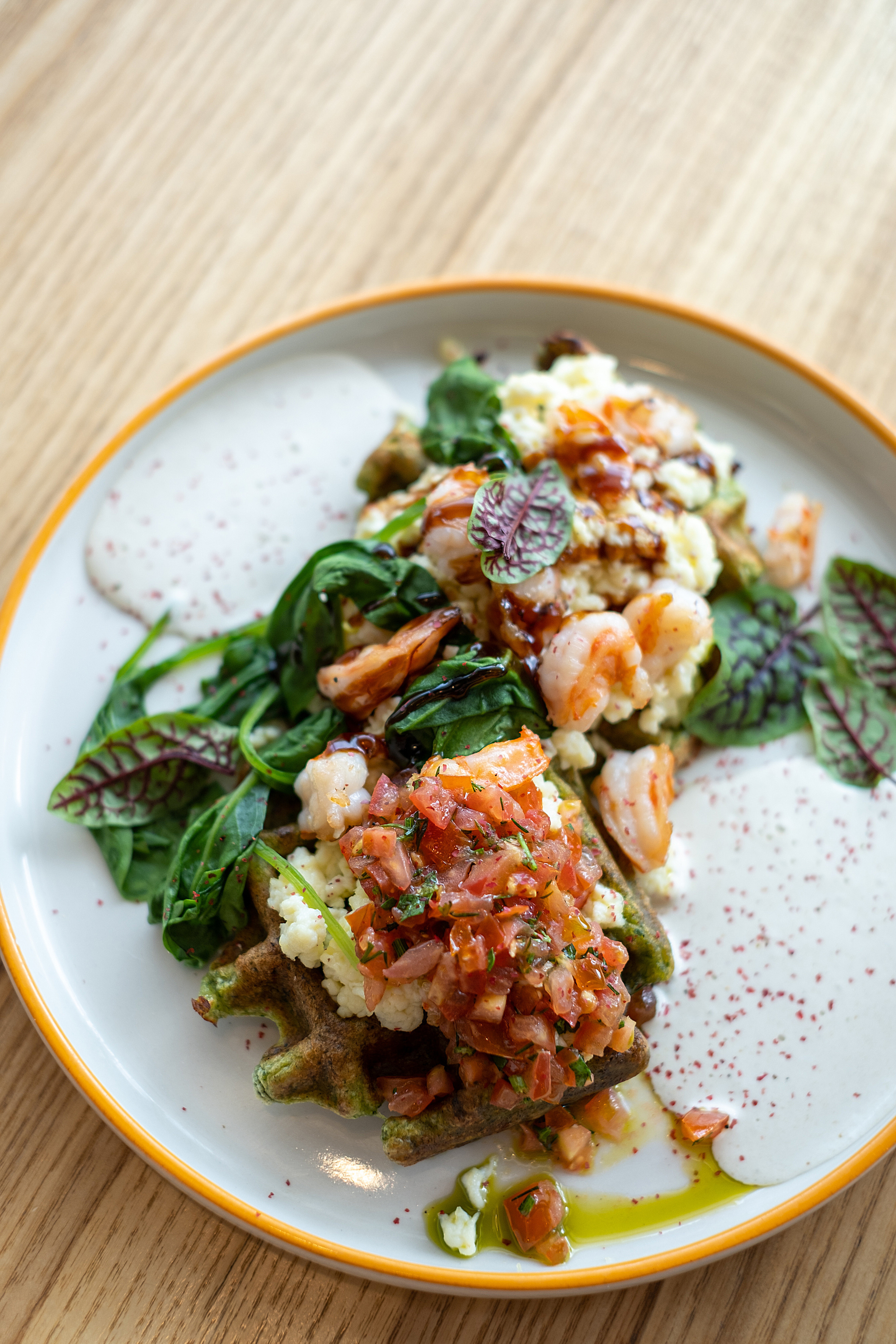 Joy cafe. Не смотри на других, смотри внутрь себя