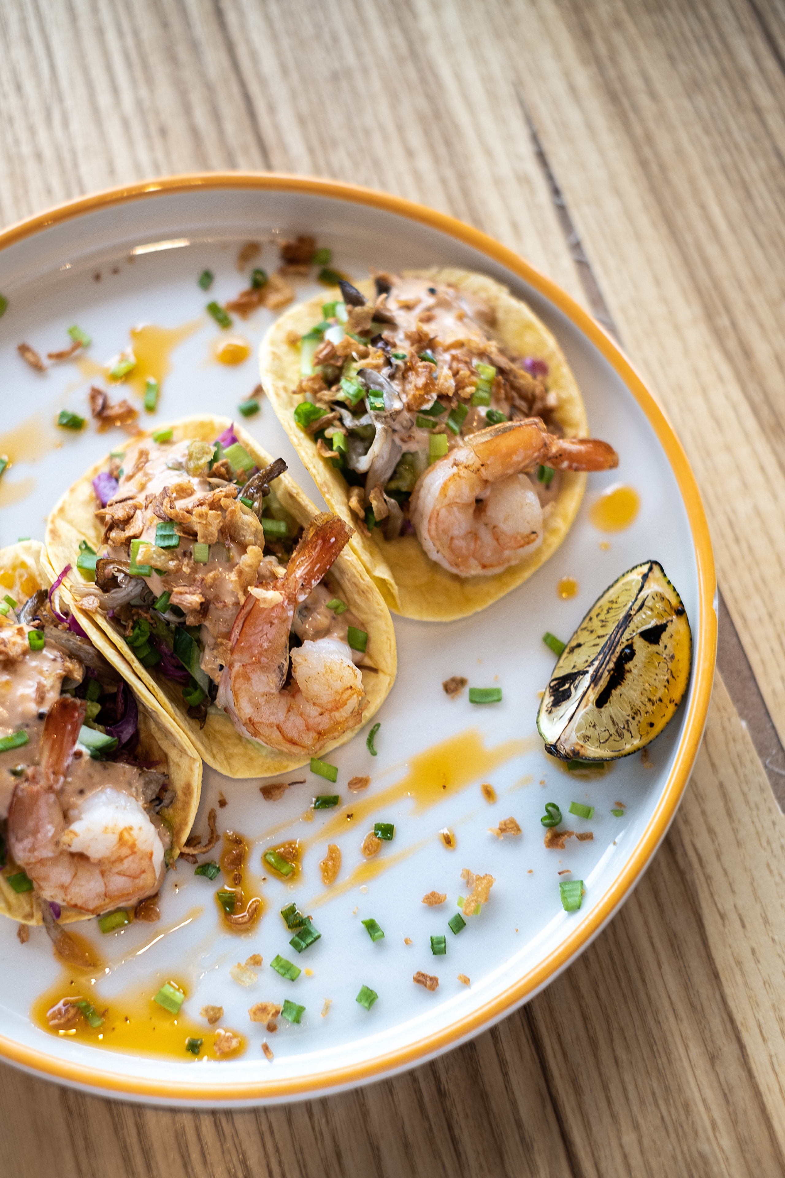 Joy cafe. Не смотри на других, смотри внутрь себя