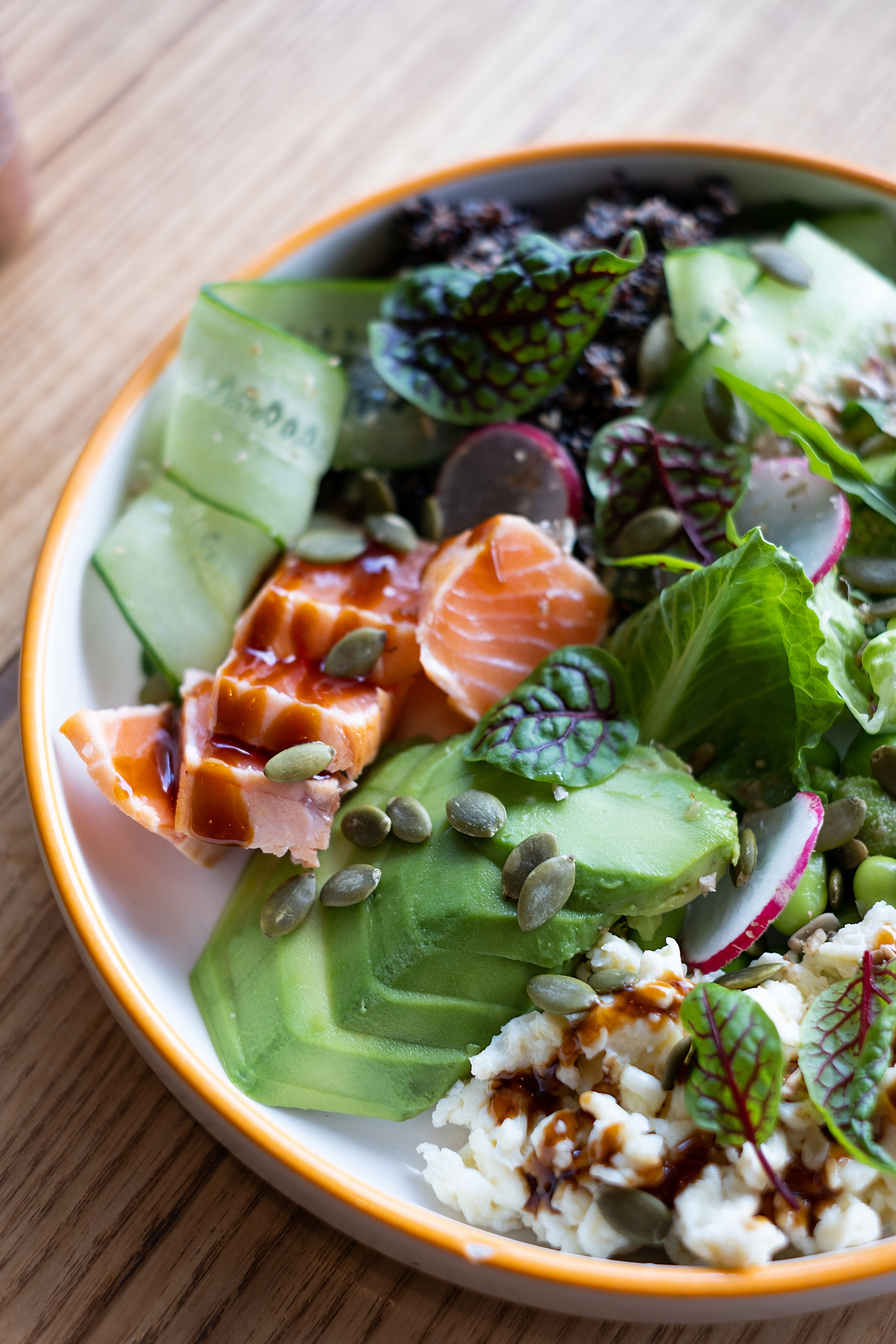 Joy cafe. Не смотри на других, смотри внутрь себя