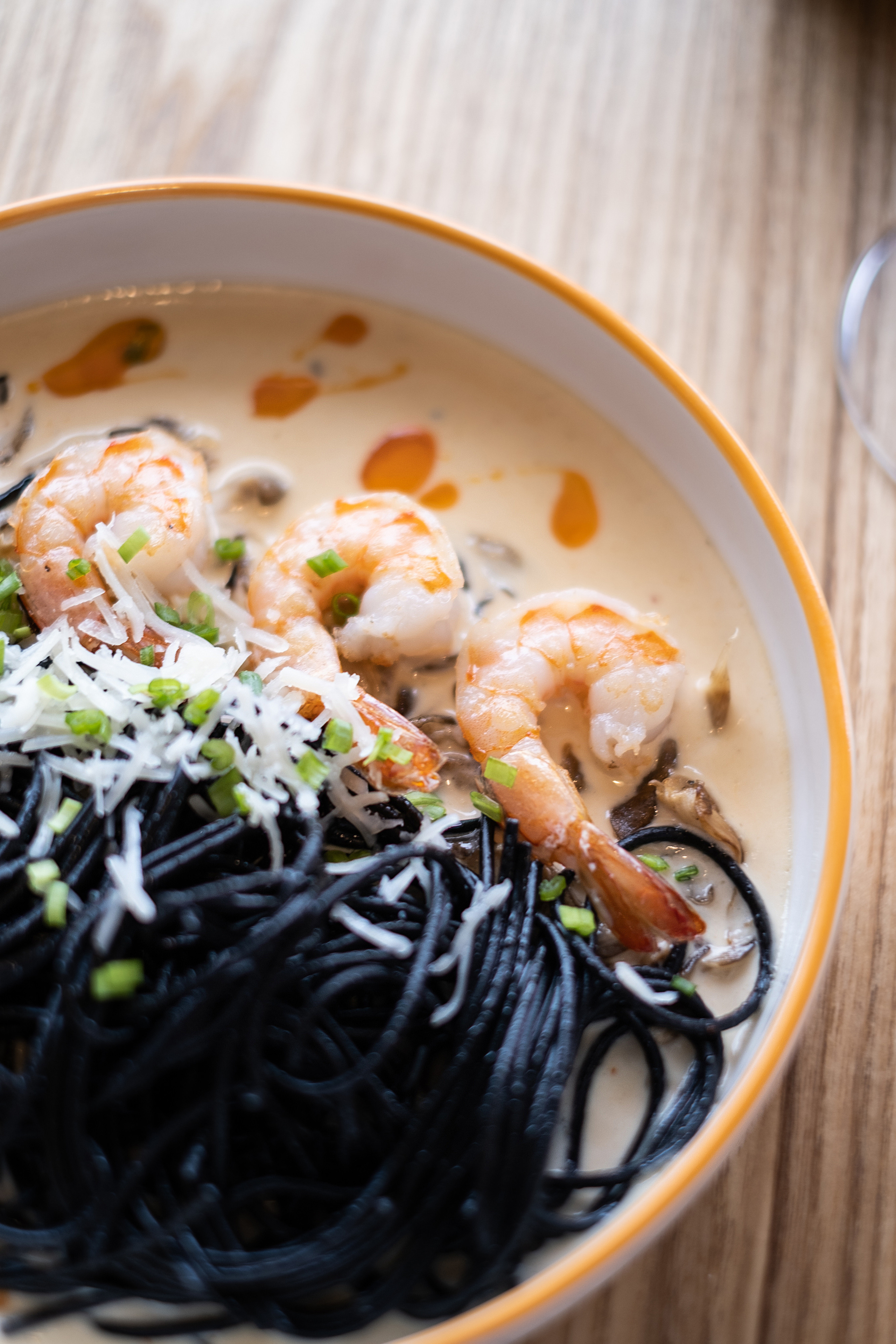 Joy cafe. Не смотри на других, смотри внутрь себя