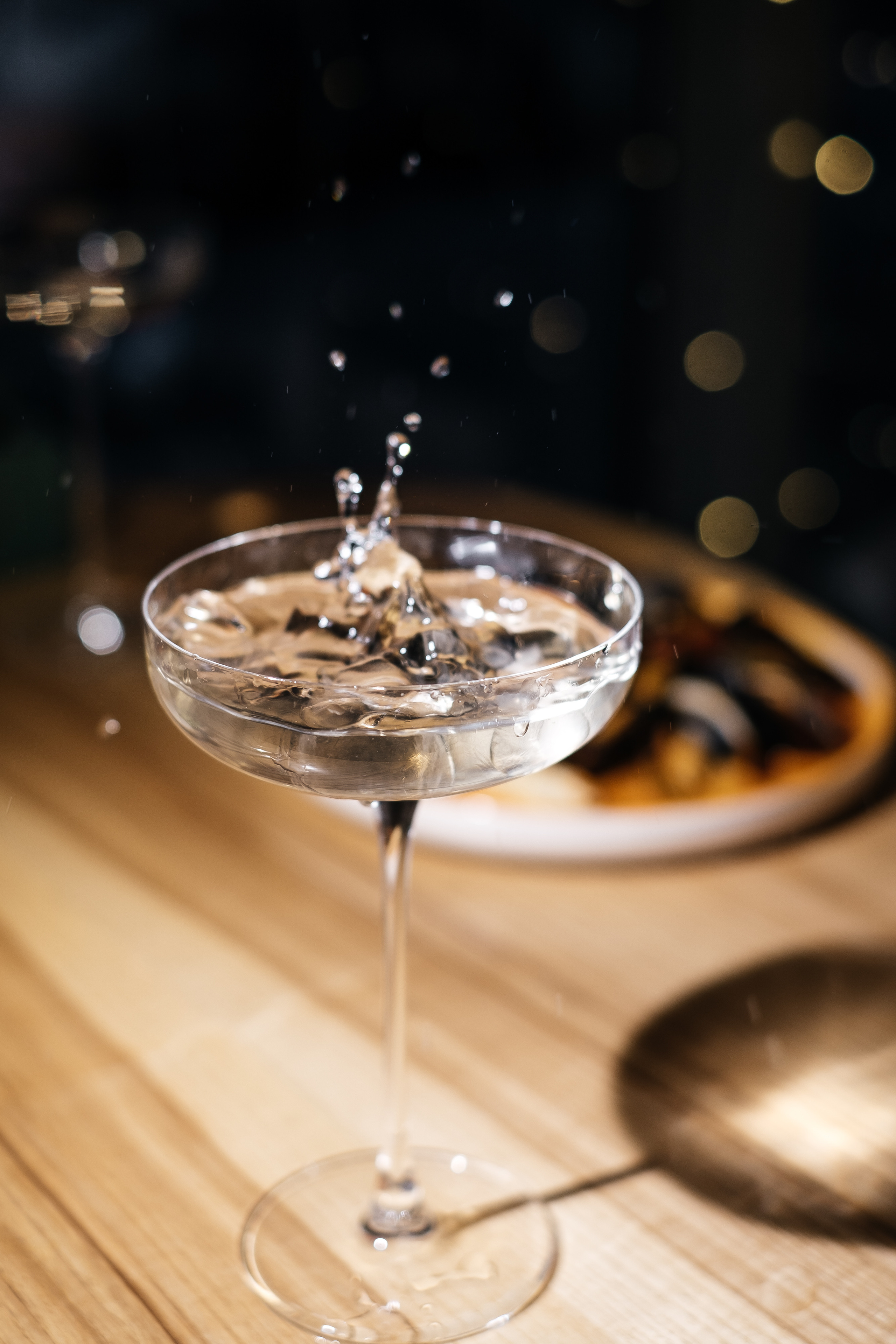 Joy cafe. Не смотри на других, смотри внутрь себя