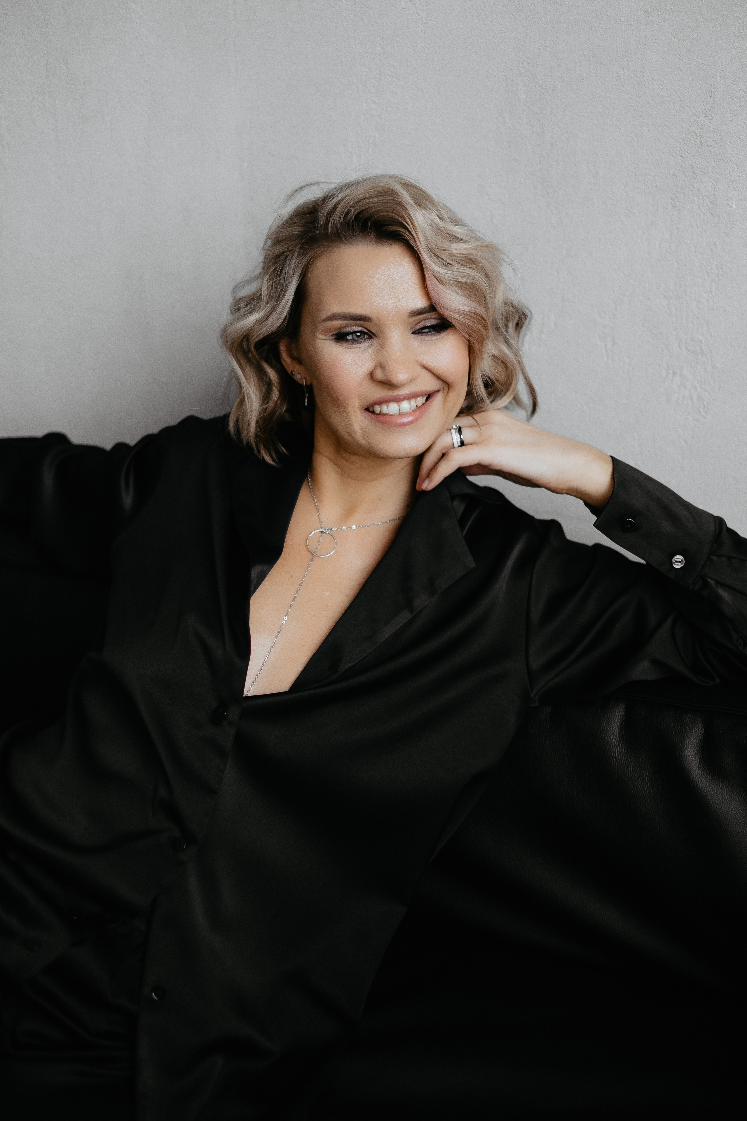 О, Настя. Не смотри на других, смотри внутрь себя