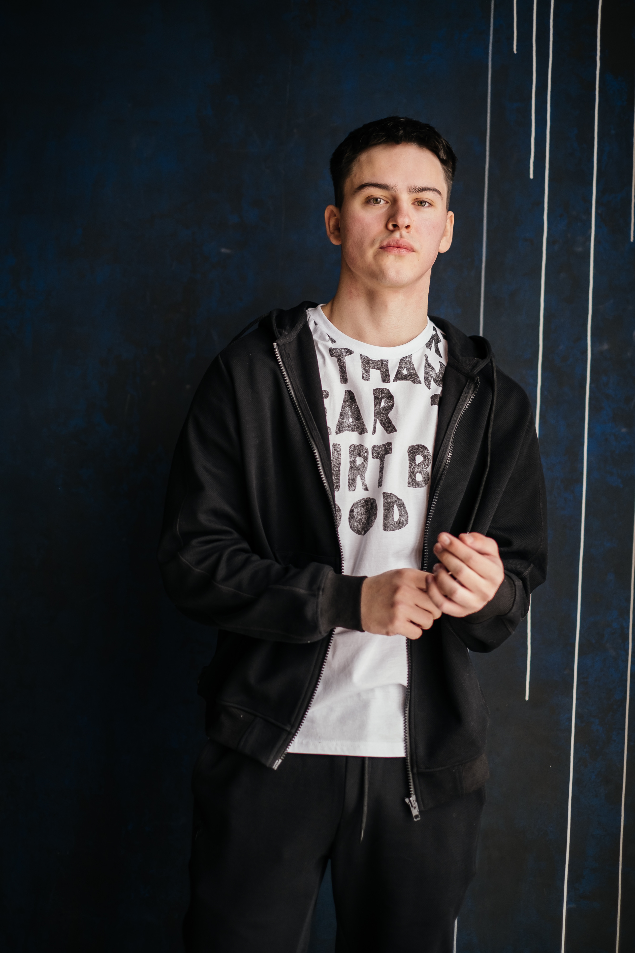 33shop. Не смотри на других, смотри внутрь себя