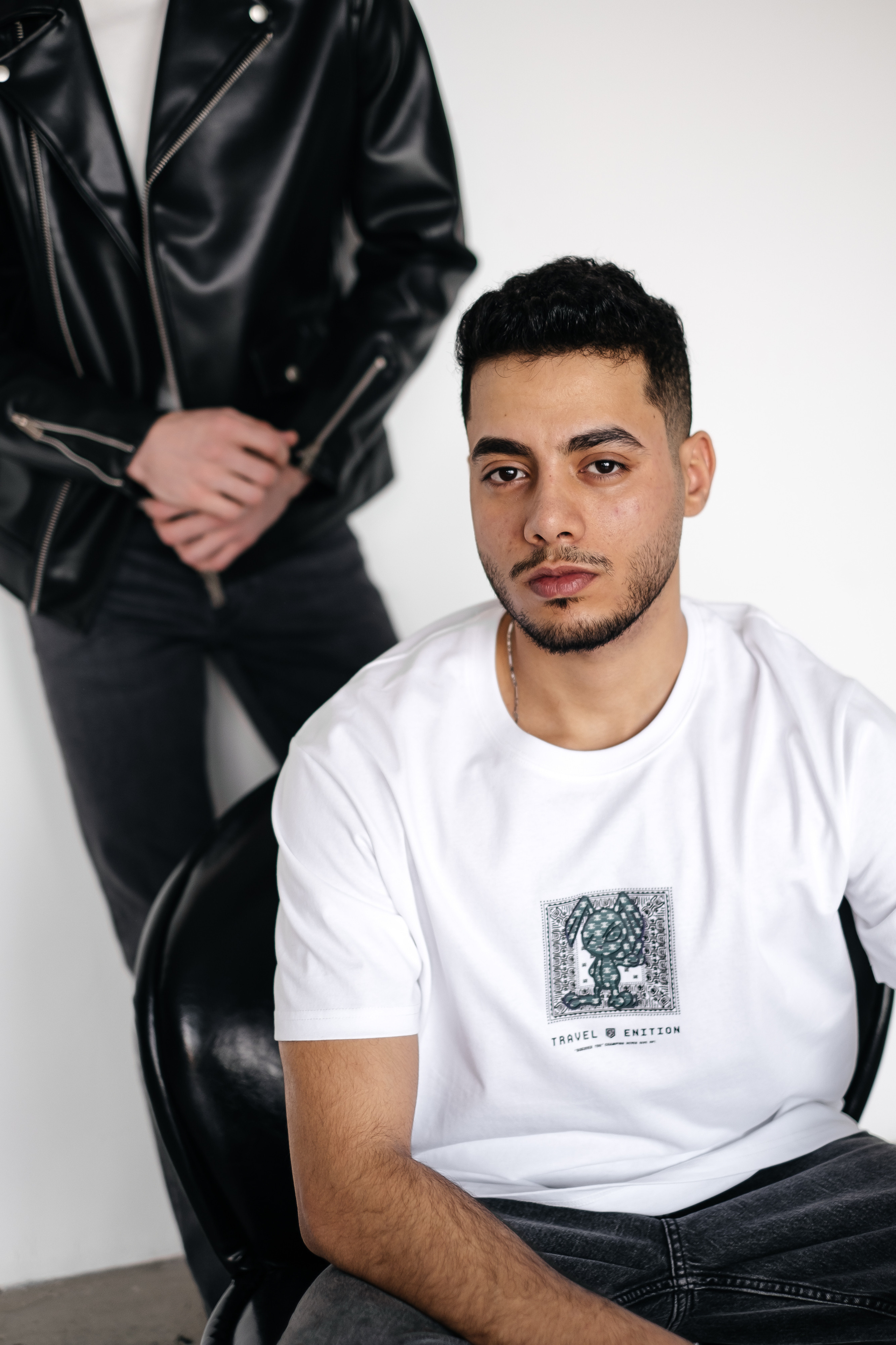 33shop. Не смотри на других, смотри внутрь себя