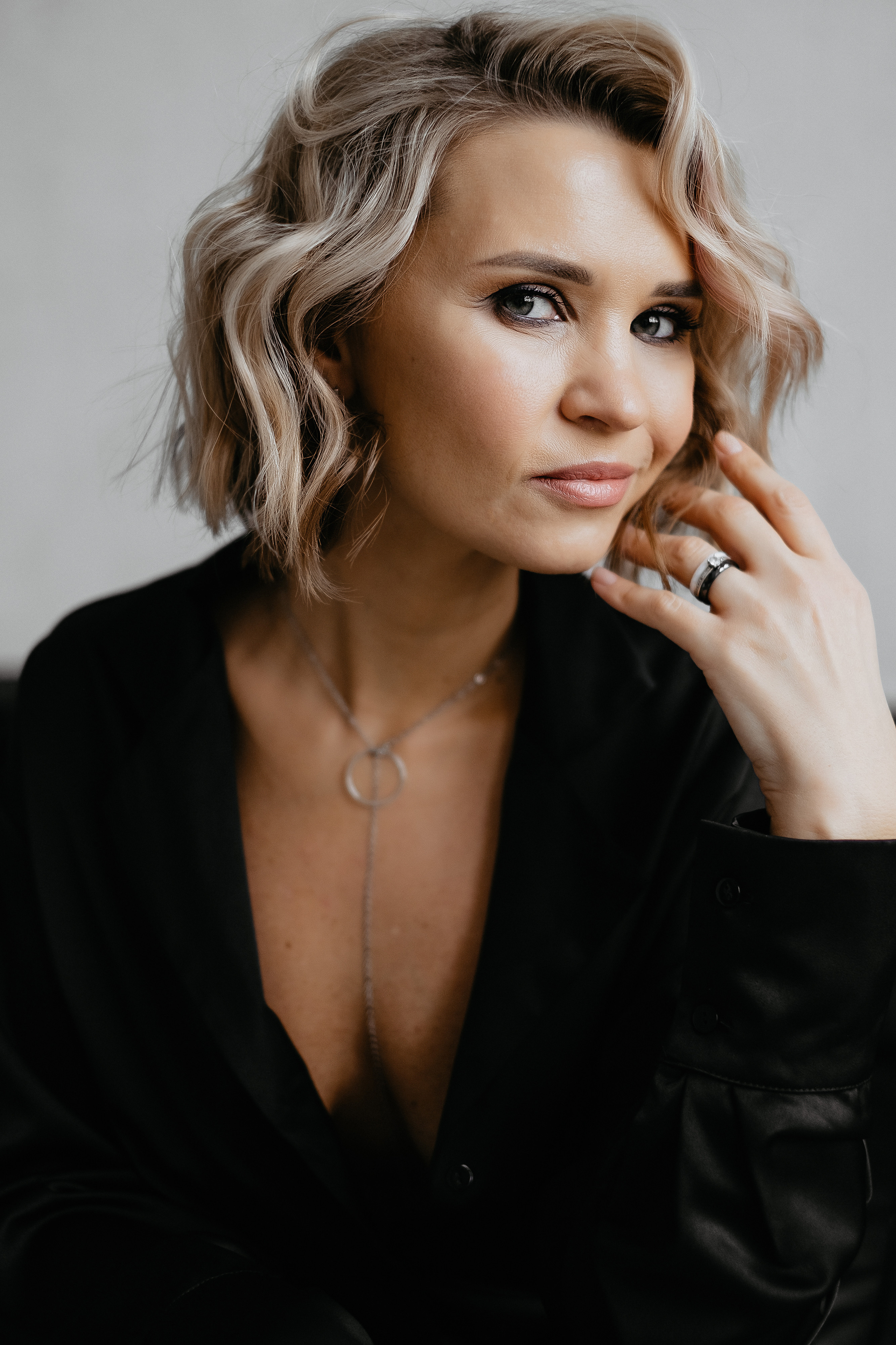 О, Настя. Не смотри на других, смотри внутрь себя