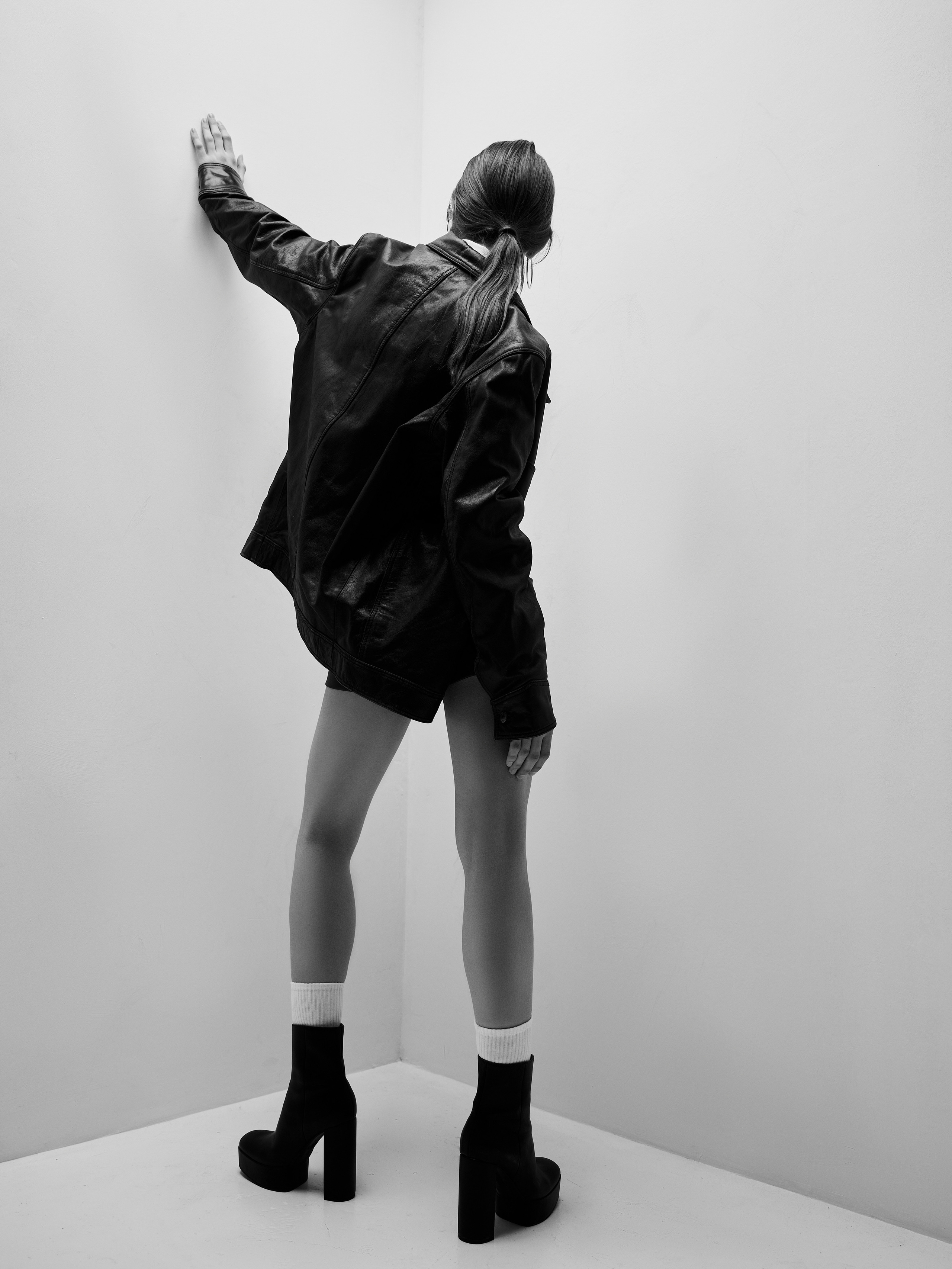 SOFI. BOOMVERTIGO портретный фотограф