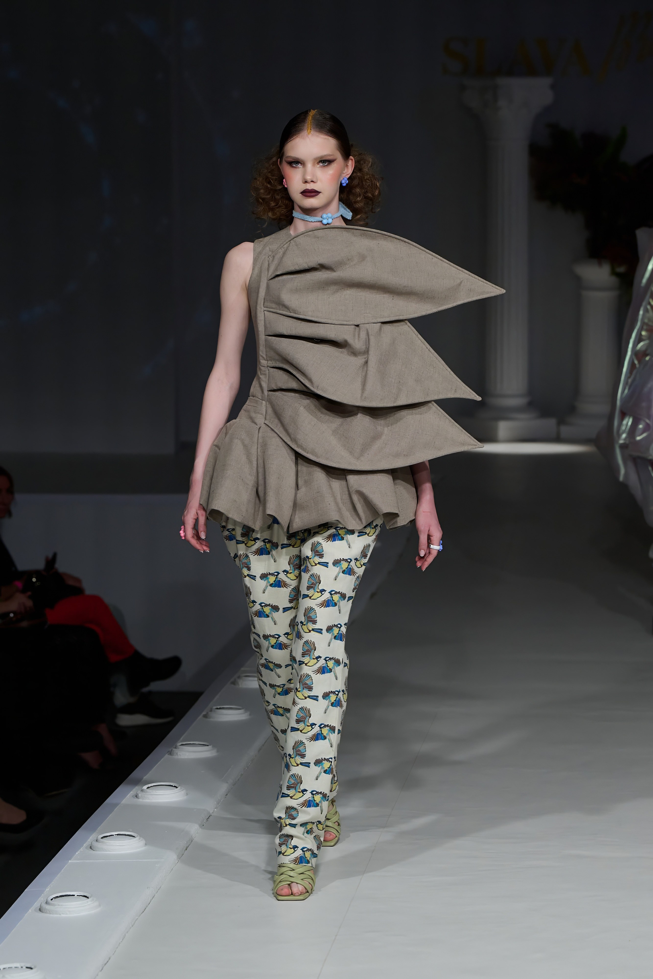 Slava&Yegor Zaitsevs. Показ-спектакль «Воспоминание». 21 июня 2025. Дима Бабушкин. Фотограф. Подиум. Репортаж. Творчество. Дорого