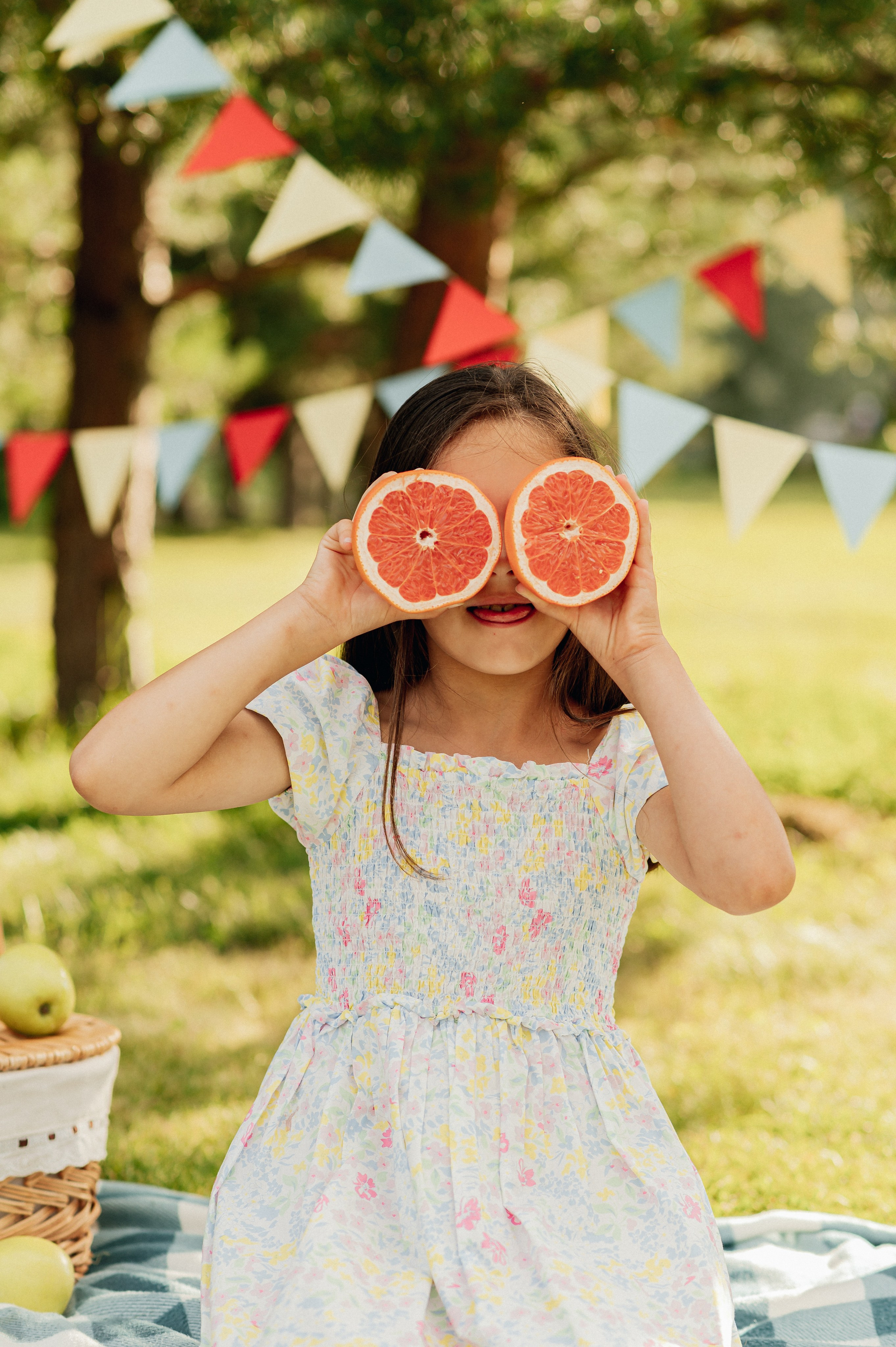 ЛЕТО. ПАРК. АРБУЗ. Профессиональный репортажный, коммерческий фотограф в Санкт-Петербурге