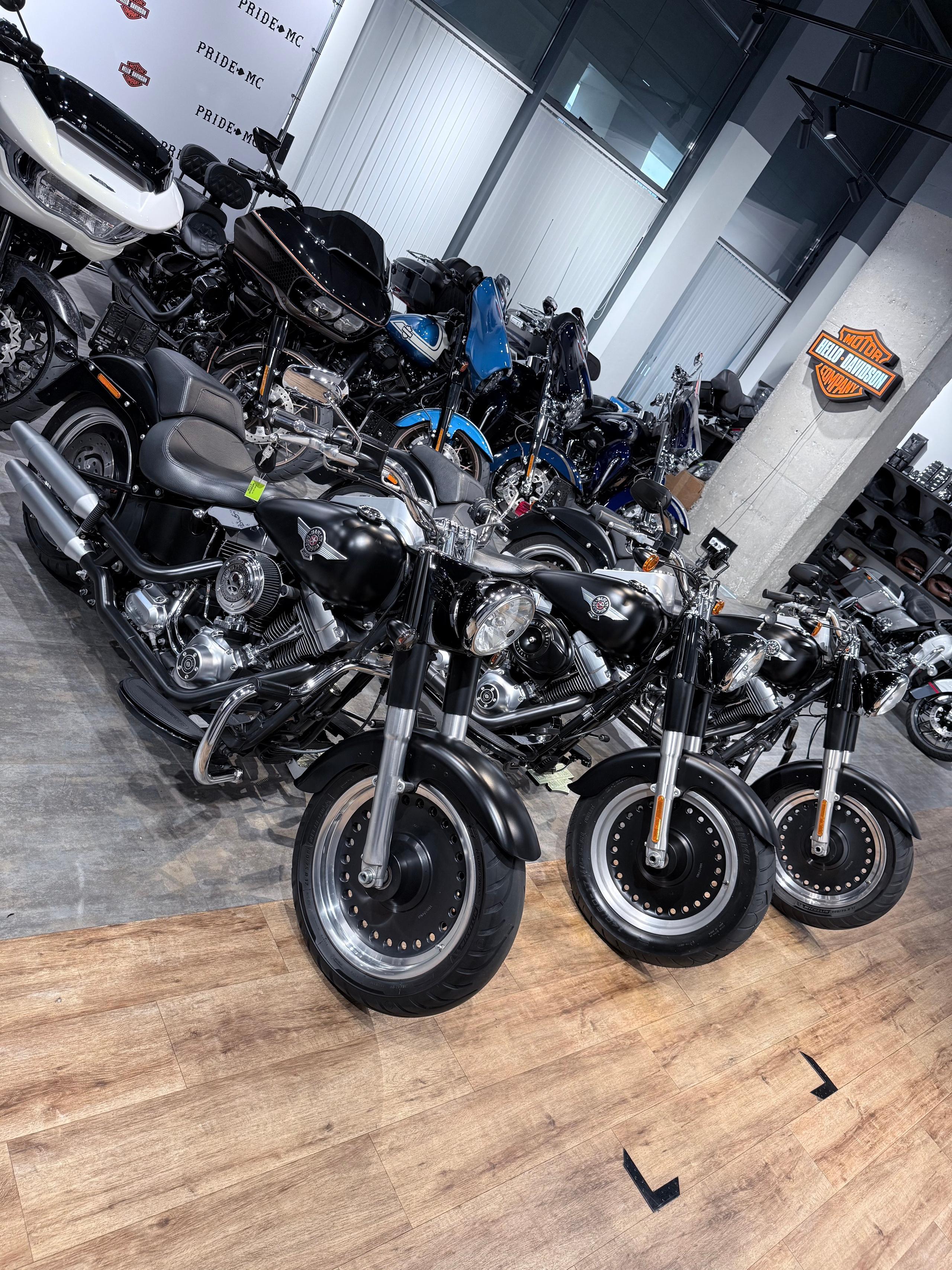 Мотоциклы Harley-Davidson 2013 Softail Black Slim ABS (Семейство Softail, Dyna). Hello Davidson, Москва. Только хорошие мотоциклы…